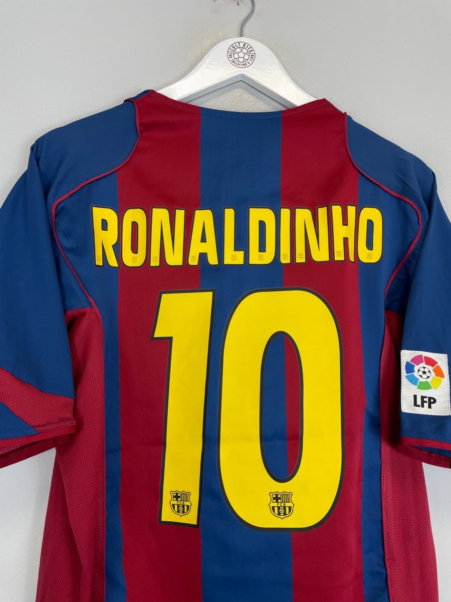 2004/05 BARCELONA RONALDINHO 10 HOME SHIRT (L) NIKE - Cult Kits - Large - Buy Vintage Football Shirts, Authentic Retro Football Shirts For Sale, Classic Football Shirts & Soccer Jersey