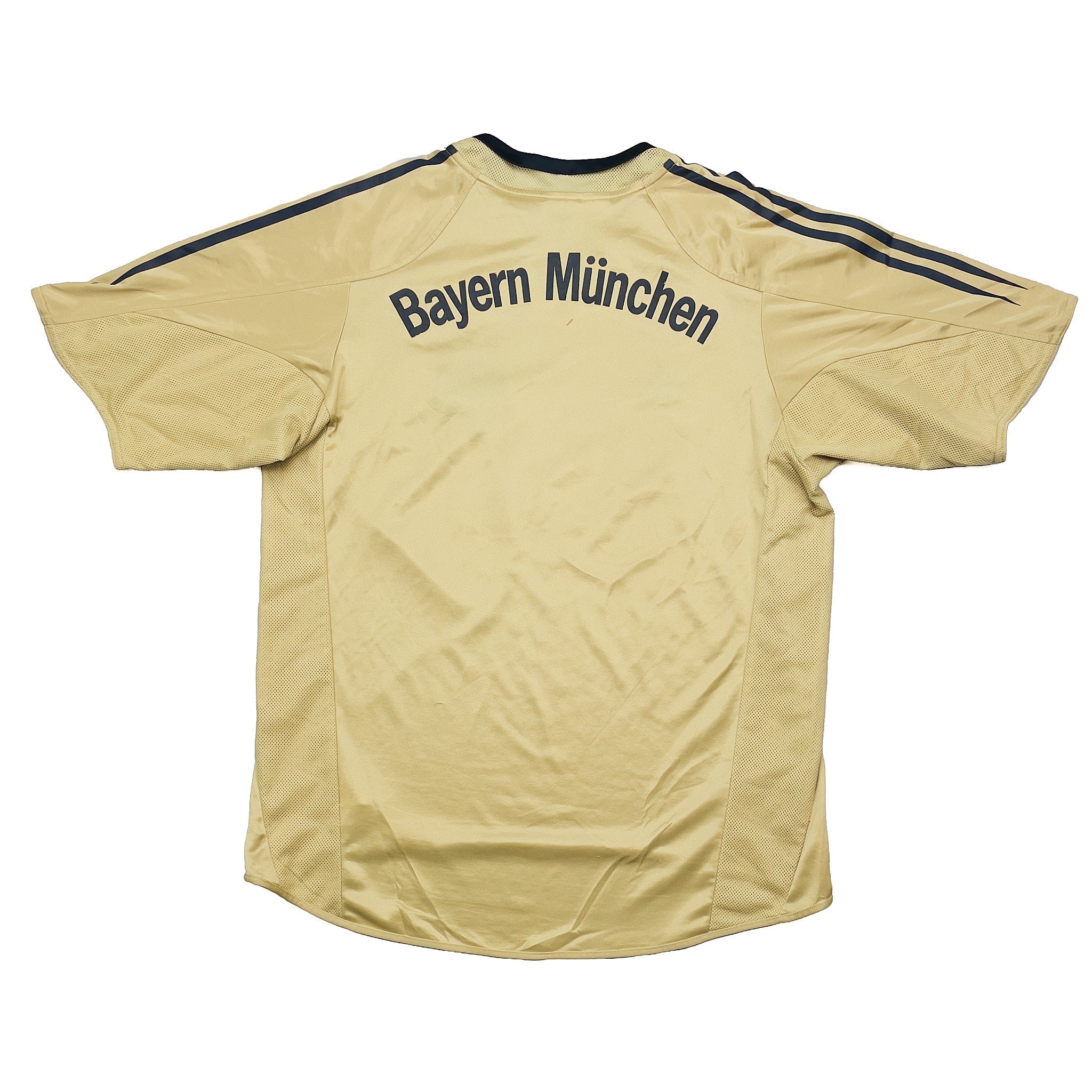 Buy 2004/05 Bayern Munich Away Shirt (L) Adidas ~ Free worldwide shipping available ~ Authentic Vintage Football Shirts from Cult Kits