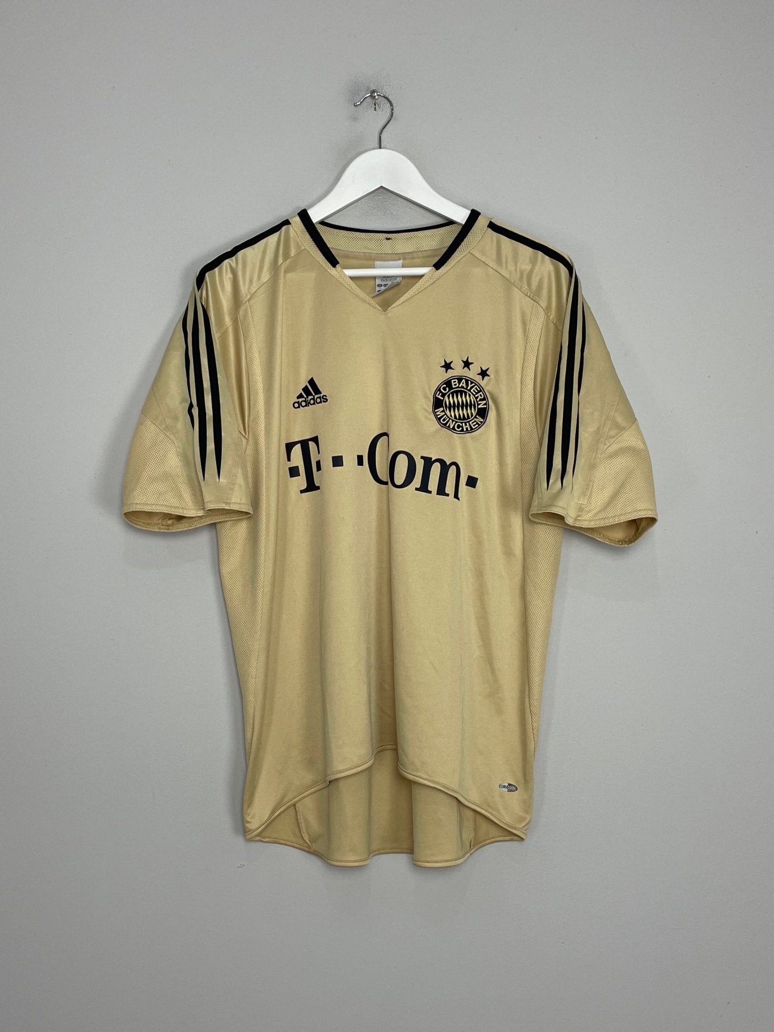 Shop 2004/05 BAYERN MUNICH SCHWEINSTEIGER #31 AWAY SHIRT (XL) ADIDAS, classic football shirts, vintage football shirts & retro soccer jerseys at Cult Kits