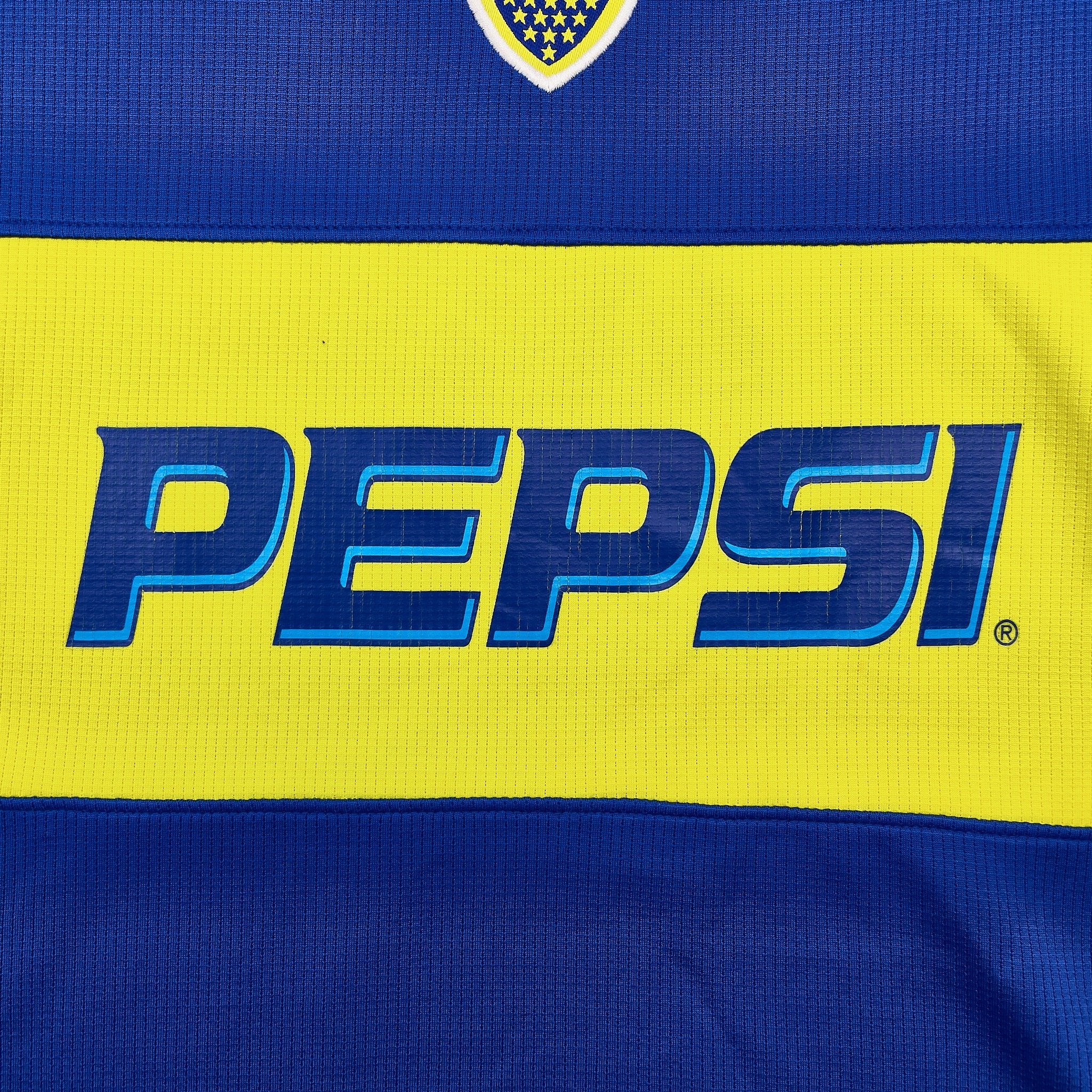 Buy 2004/05 Boca Juniors Palermo 9 Home Shirt (XL) Nike ~ Free worldwide shipping ~ Authentic Vintage Football Shirts from Cult Kits