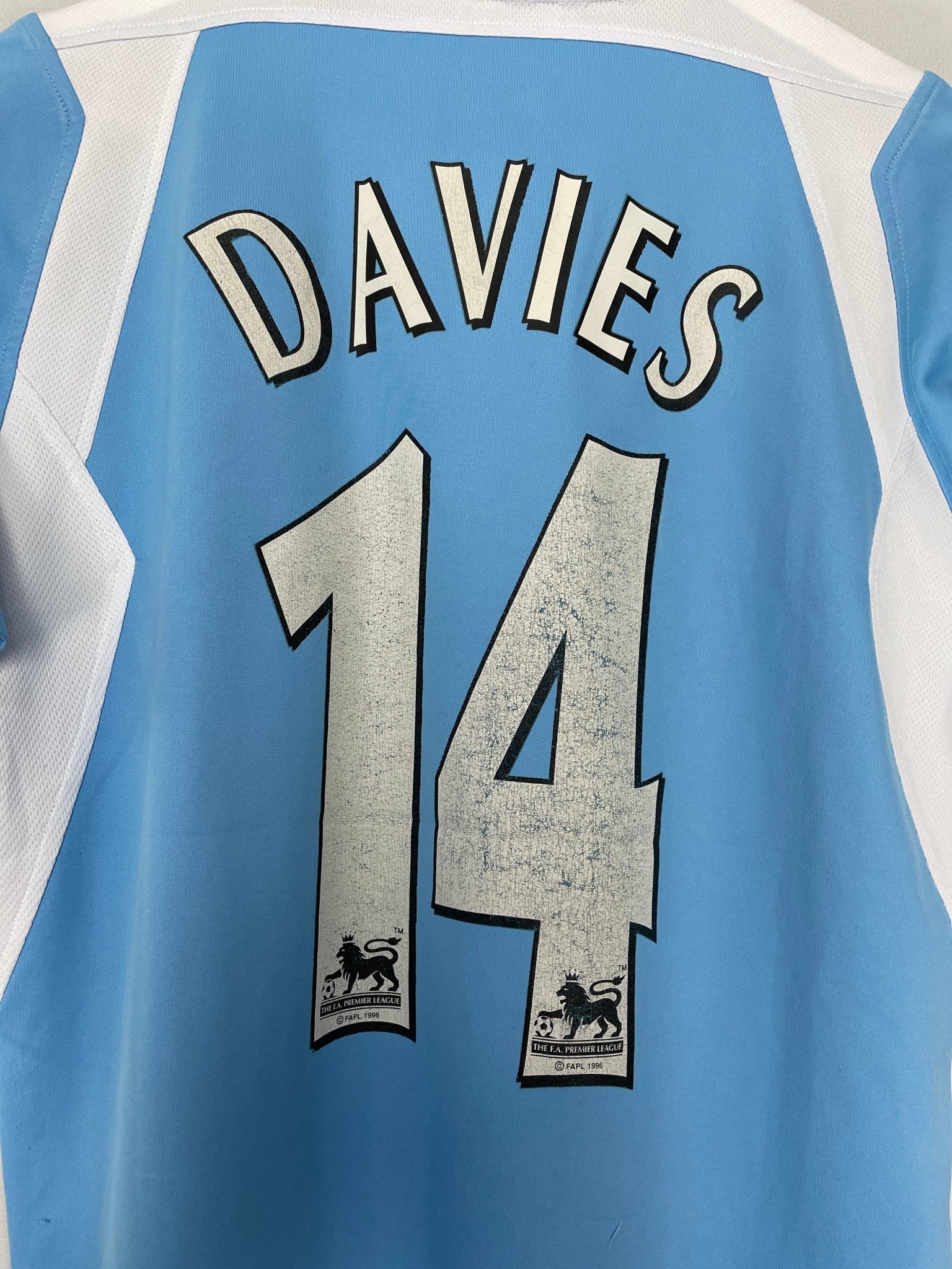 Shop 2004/05 BOLTON DAVIES #14 AWAY SHIRT (S) REEBOK, classic football shirts, vintage football shirts & retro soccer jerseys at Cult Kits