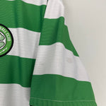 Shop 2004/05 CELTIC HOME SHIRT (L) UMBRO, classic football shirts, vintage football shirts & retro soccer jerseys at Cult Kits