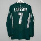 Shop 2004/05 CELTIC LARSSON #7 L/S AWAY SHIRT (XL) UMBRO, classic football shirts, vintage football shirts & retro soccer jerseys at Cult Kits