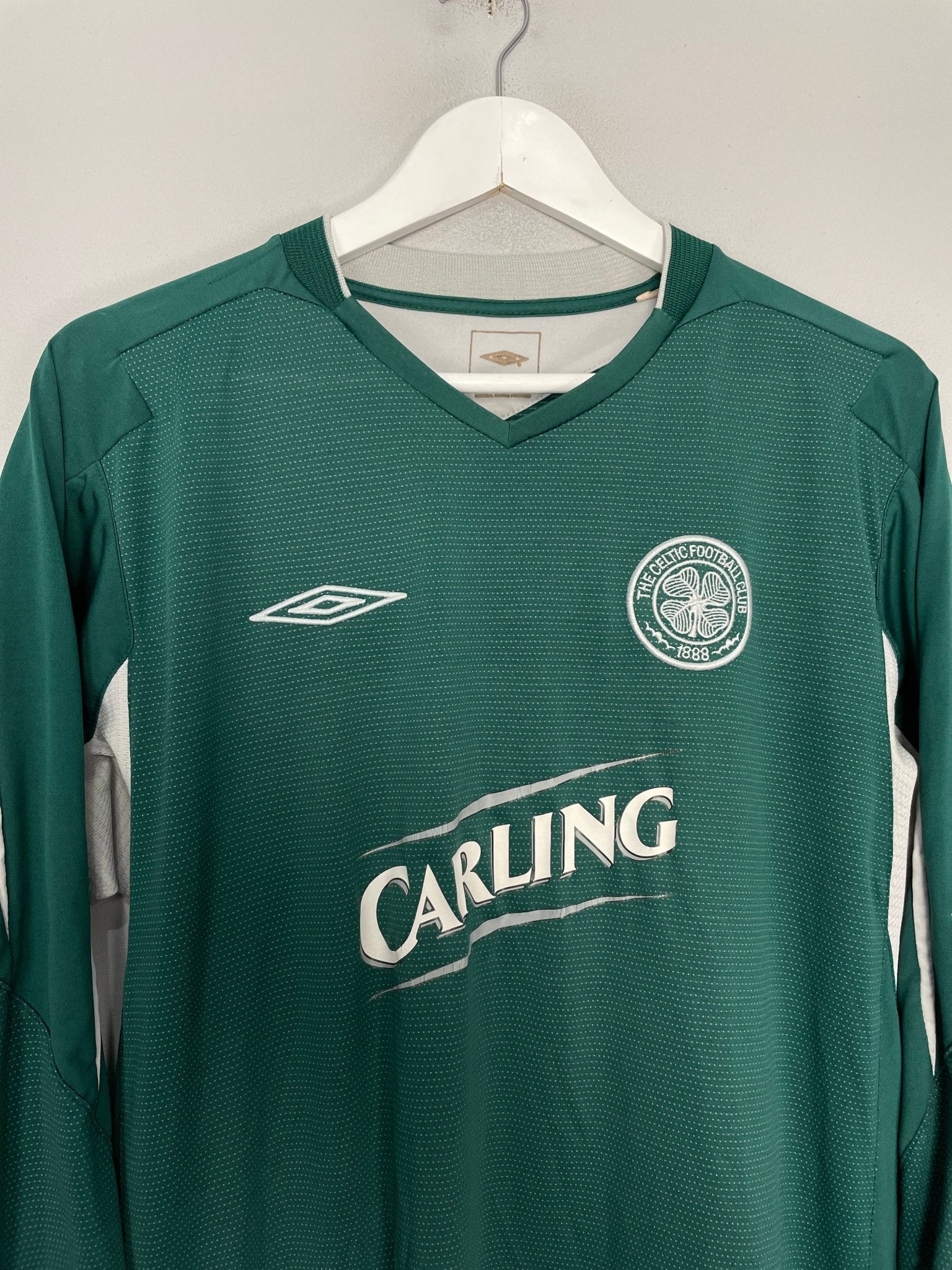 Shop 2004/05 CELTIC LARSSON #7 L/S AWAY SHIRT (XL) UMBRO, classic football shirts, vintage football shirts & retro soccer jerseys at Cult Kits