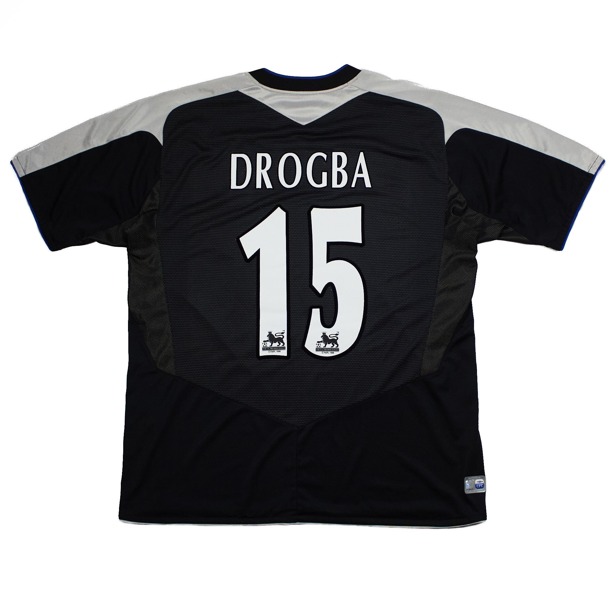Buy 2004/05 Chelsea Drogba 15 Away Shirt (XL) Umbro ~ Free worldwide shipping ~ Authentic Vintage Football Shirts from Cult Kits