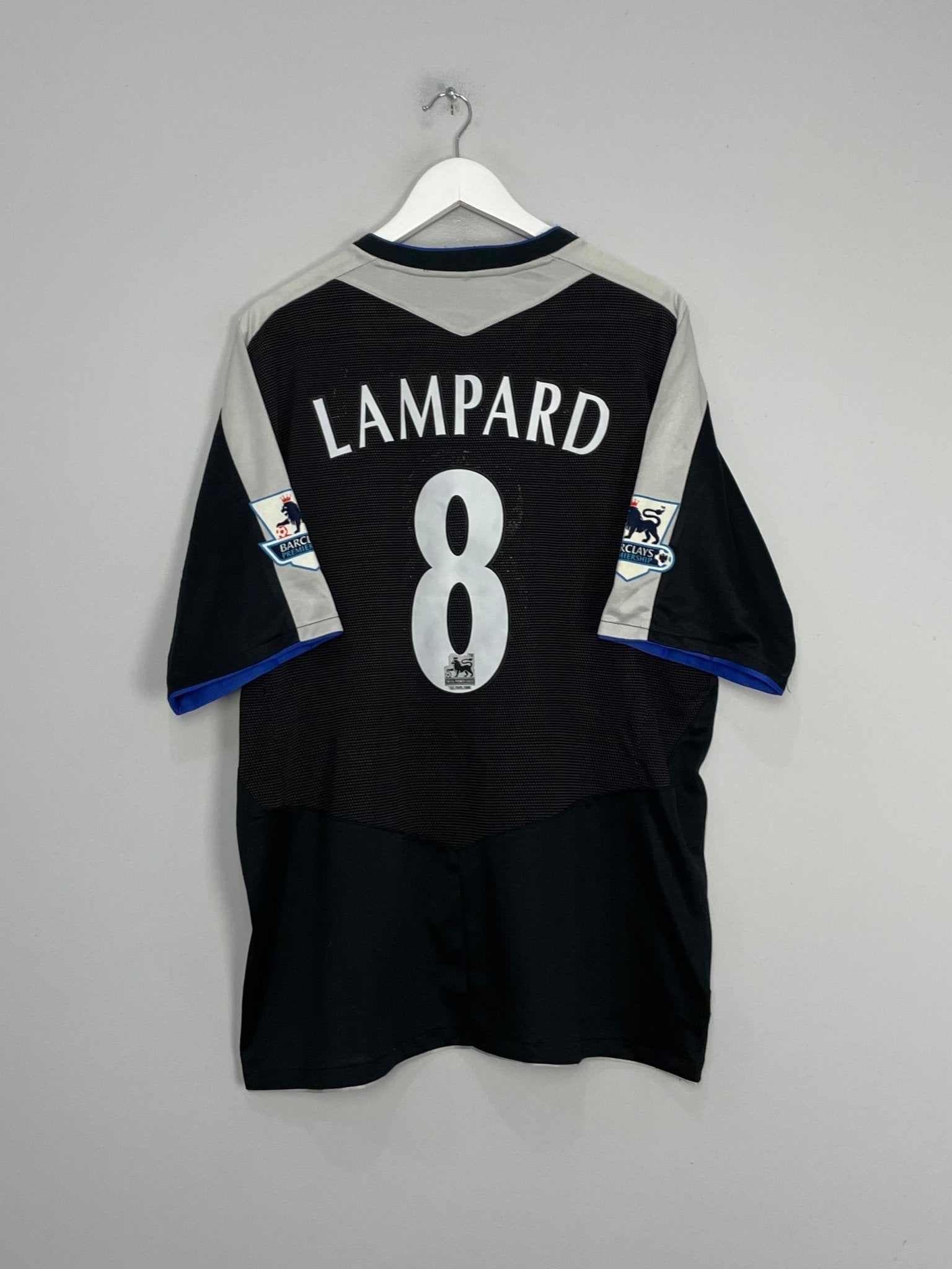 Shop 2004/05 CHELSEA LAMPARD #8 AWAY SHIRT (L) UMBRO, classic football shirts, vintage football shirts & retro soccer jerseys at Cult Kits