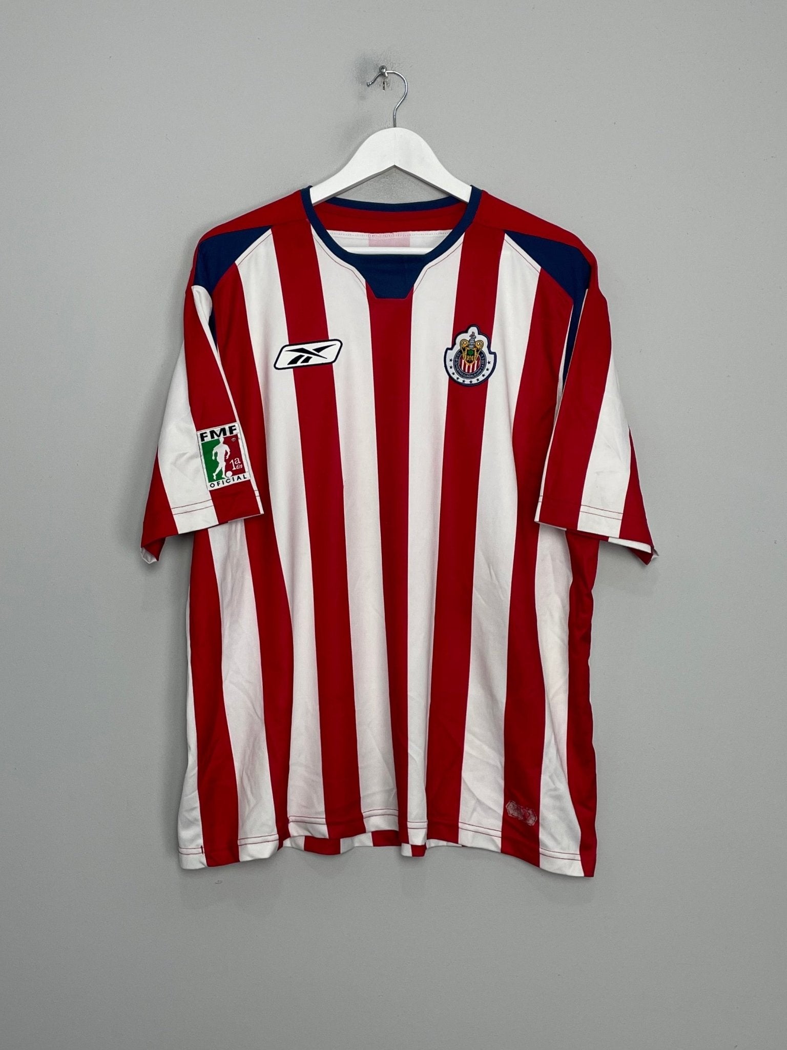 Shop 2004/05 CHIVAS GUADALAJARA HOME SHIRT (XL) REEBOK, classic football shirts, vintage football shirts & retro soccer jerseys at Cult Kits