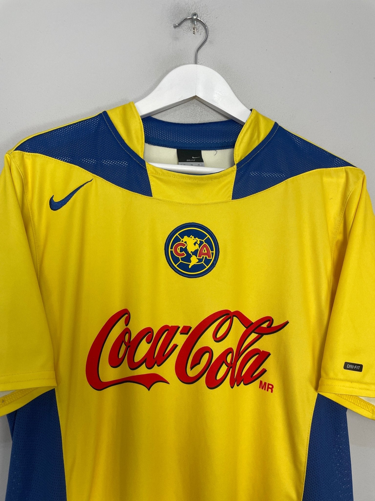 Shop 2004/05 CLUB AMERICA HOME SHIRT (XL) NIKE, classic football shirts, vintage football shirts & retro soccer jerseys at Cult Kits
