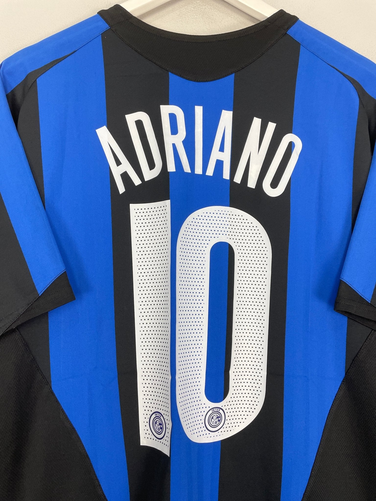 Shop 2004/05 INTER MILAN ADRIANO #10 HOME SHIRT (M) NIKE, classic football shirts, vintage football shirts & retro soccer jerseys at Cult Kits