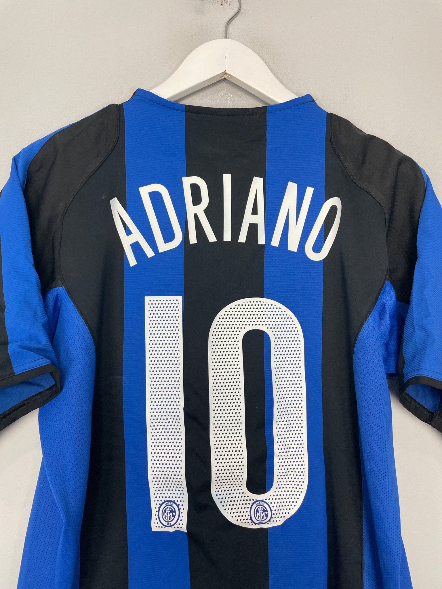 Shop 2004/05 INTER MILAN ADRIANO #10 HOME SHIRT (M) NIKE, classic football shirts, vintage football shirts & retro soccer jerseys at Cult Kits