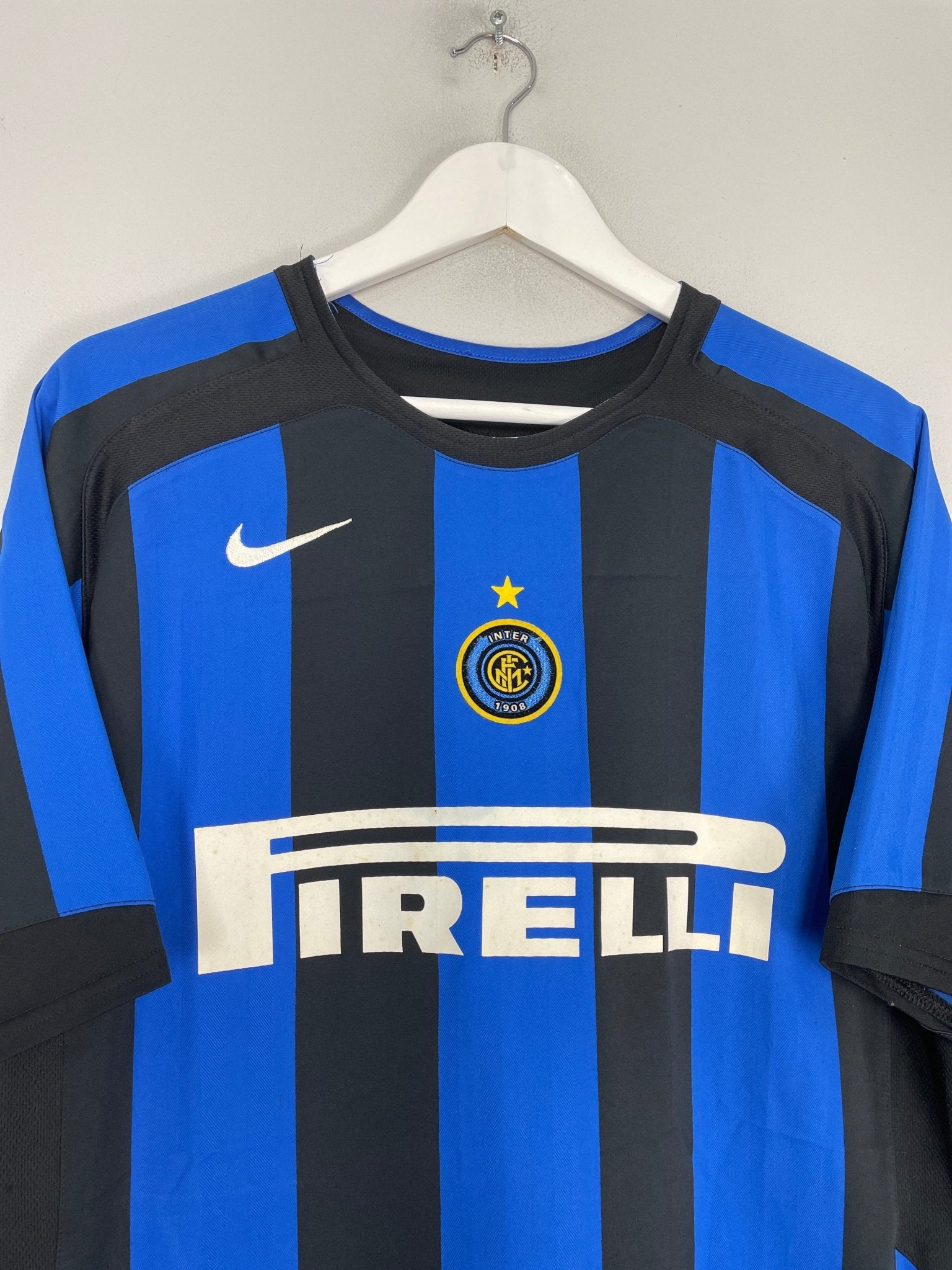 Shop 2004/05 INTER MILAN ADRIANO #10 HOME SHIRT (M) NIKE, classic football shirts, vintage football shirts & retro soccer jerseys at Cult Kits