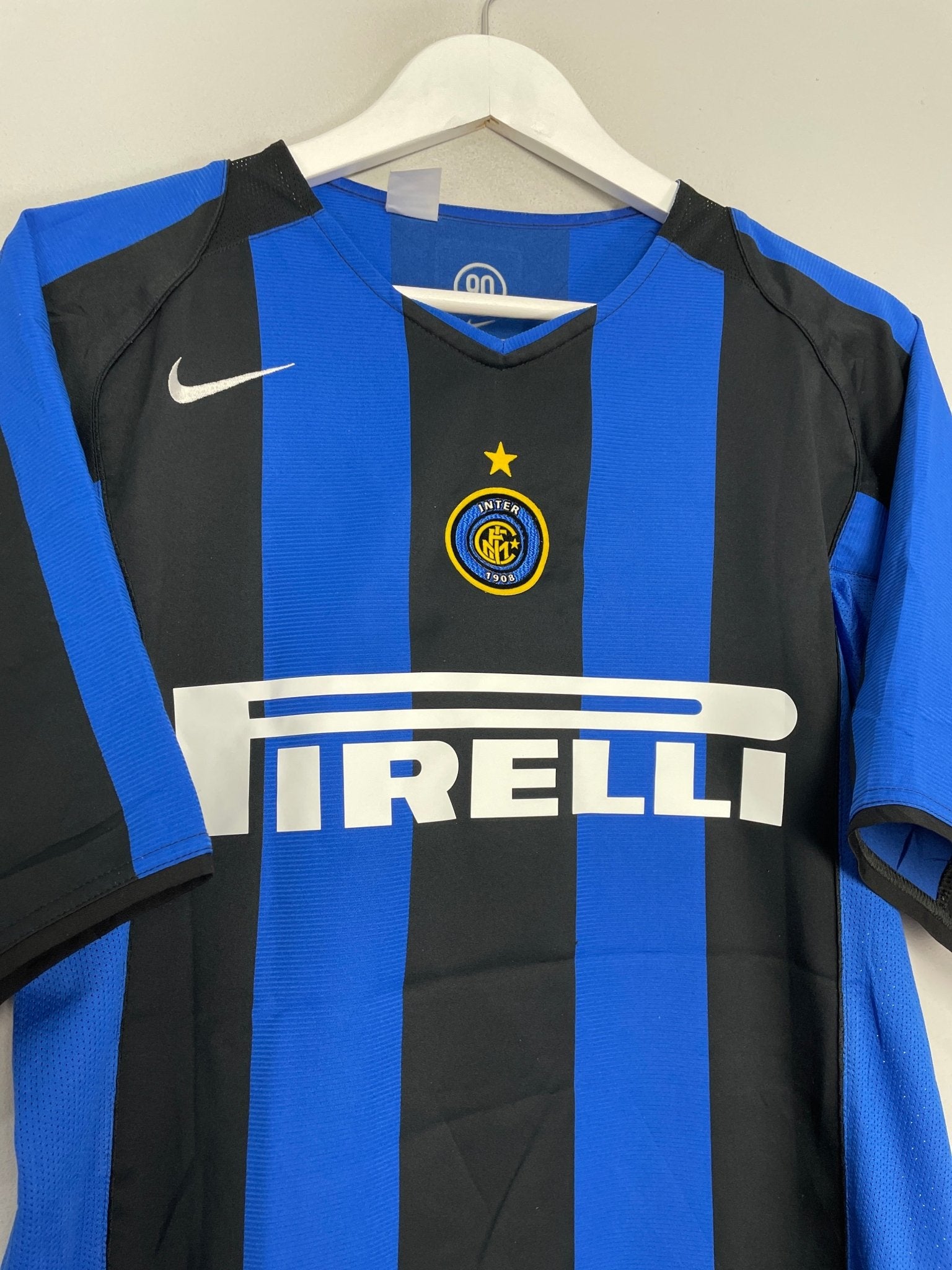 Shop 2004/05 INTER MILAN ADRIANO #10 HOME SHIRT (M) NIKE, classic football shirts, vintage football shirts & retro soccer jerseys at Cult Kits