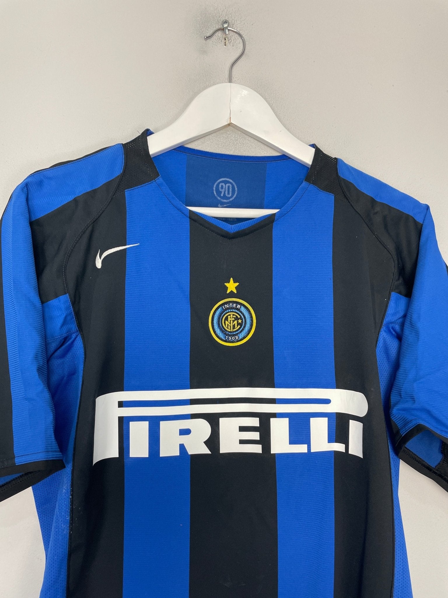 Shop 2004/05 INTER MILAN ADRIANO #10 HOME SHIRT (M) NIKE, classic football shirts, vintage football shirts & retro soccer jerseys at Cult Kits