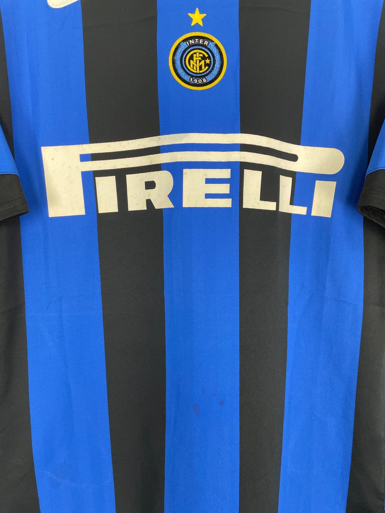 Shop 2004/05 INTER MILAN ADRIANO #10 HOME SHIRT (M) NIKE, classic football shirts, vintage football shirts & retro soccer jerseys at Cult Kits