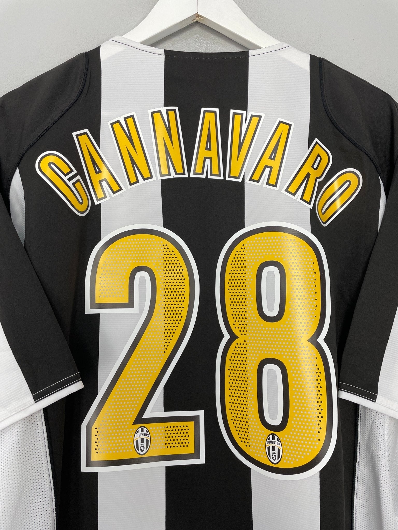Shop 2004/05 JUVENTUS CANNAVARO #28 HOME SHIRT (XL) NIKE, classic football shirts, vintage football shirts & retro soccer jerseys at Cult Kits