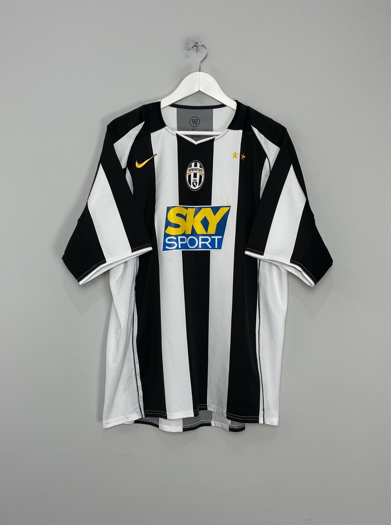 Shop 2004/05 JUVENTUS CANNAVARO #28 HOME SHIRT (XL) NIKE, classic football shirts, vintage football shirts & retro soccer jerseys at Cult Kits