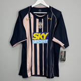 Shop 2004/05 JUVENTUS DEL PIERO #10 *BNWT* AWAY SHIRT (L) NIKE, classic football shirts, vintage football shirts & retro soccer jerseys at Cult Kits