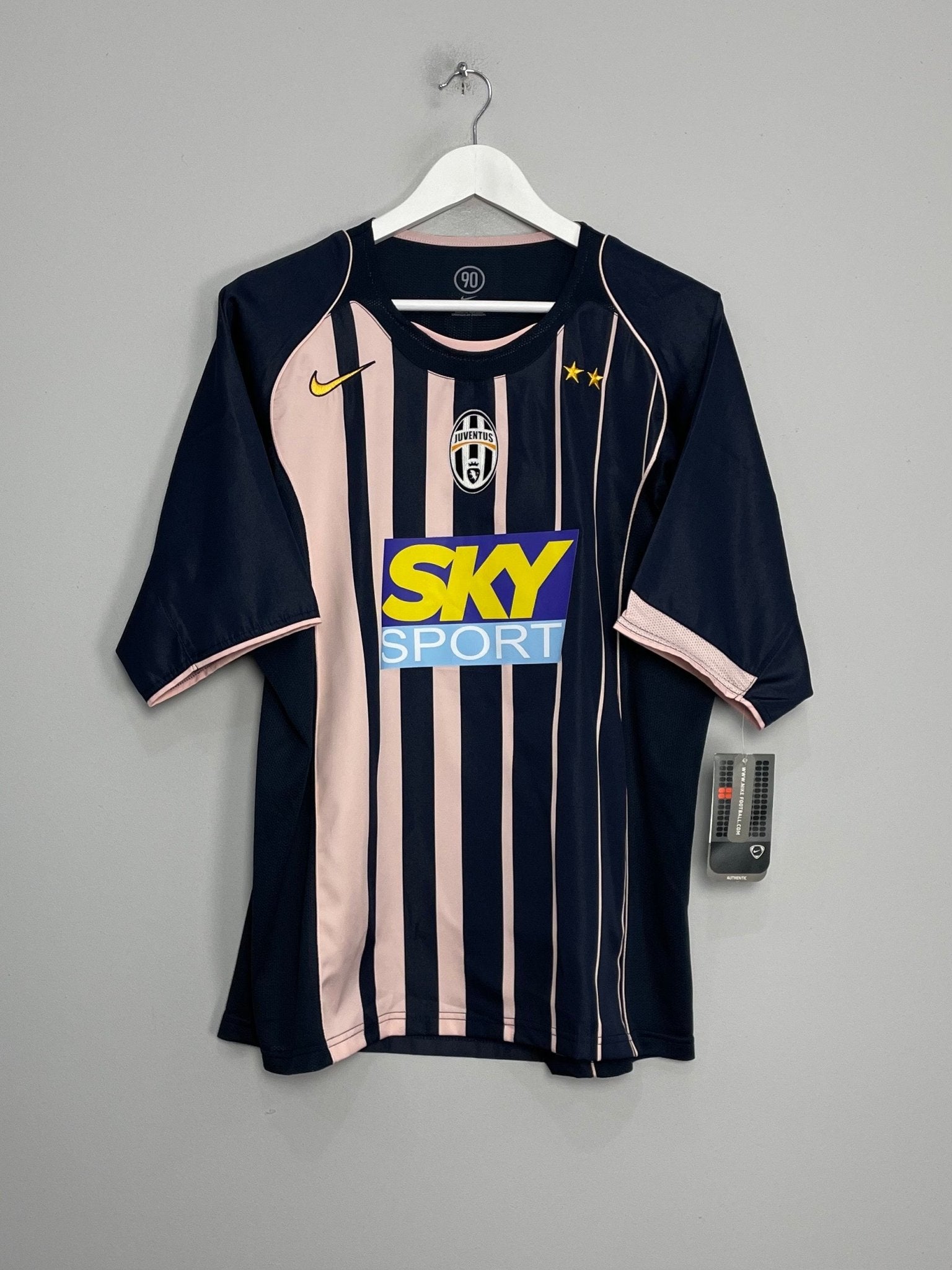 Shop 2004/05 JUVENTUS DEL PIERO #10 *BNWT* AWAY SHIRT (L) NIKE, classic football shirts, vintage football shirts & retro soccer jerseys at Cult Kits