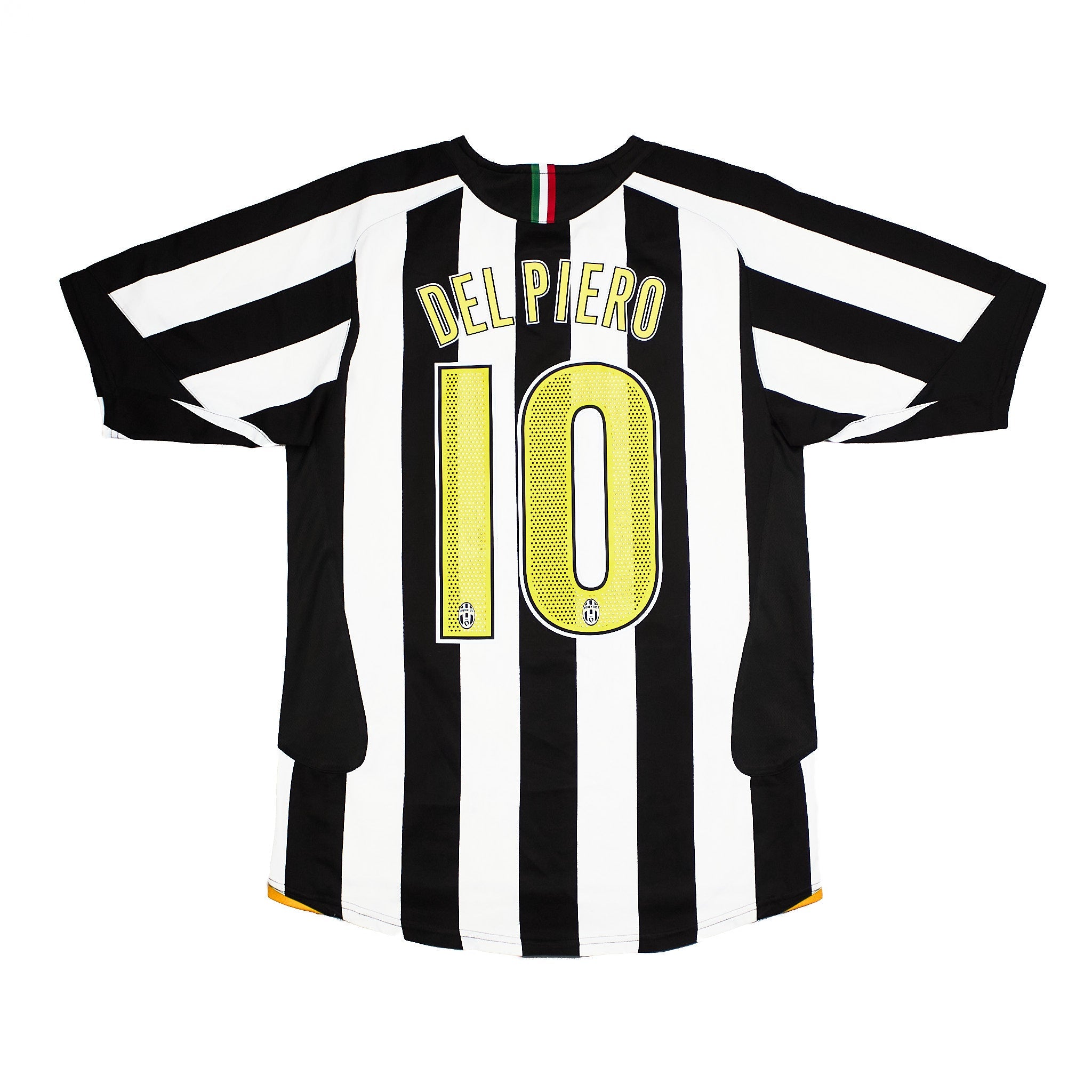 Buy 2004/05 Juventus Del Piero 10 Home Shirt (M) Nike ~ Free worldwide shipping ~ Authentic Vintage Football Shirts from Cult Kits