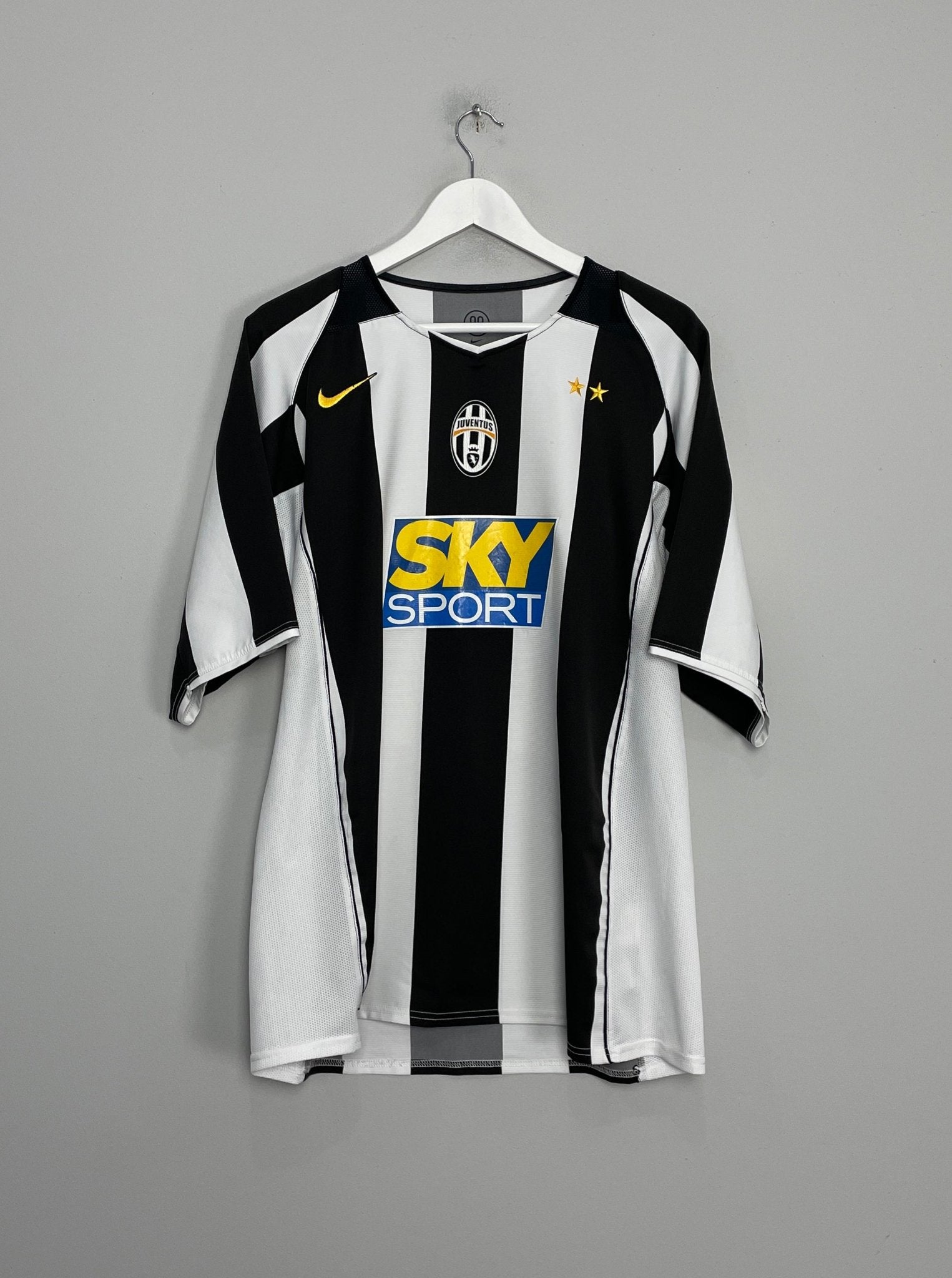 Shop 2004/05 JUVENTUS DEL PIERO #10 HOME SHIRT (XL) NIKE, classic football shirts, vintage football shirts & retro soccer jerseys at Cult Kits