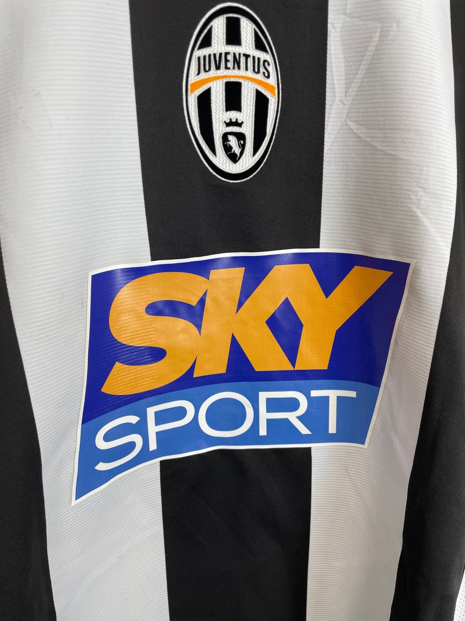 Shop 2004/05 JUVENTUS DEL PIERO #10 L/S HOME SHIRT (S) NIKE, classic football shirts, vintage football shirts & retro soccer jerseys at Cult Kits