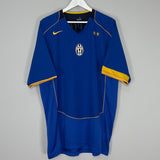 Shop 2004/05 JUVENTUS DEL PIERO #10 THIRD SHIRT (XXL) NIKE, classic football shirts, vintage football shirts & retro soccer jerseys at Cult Kits