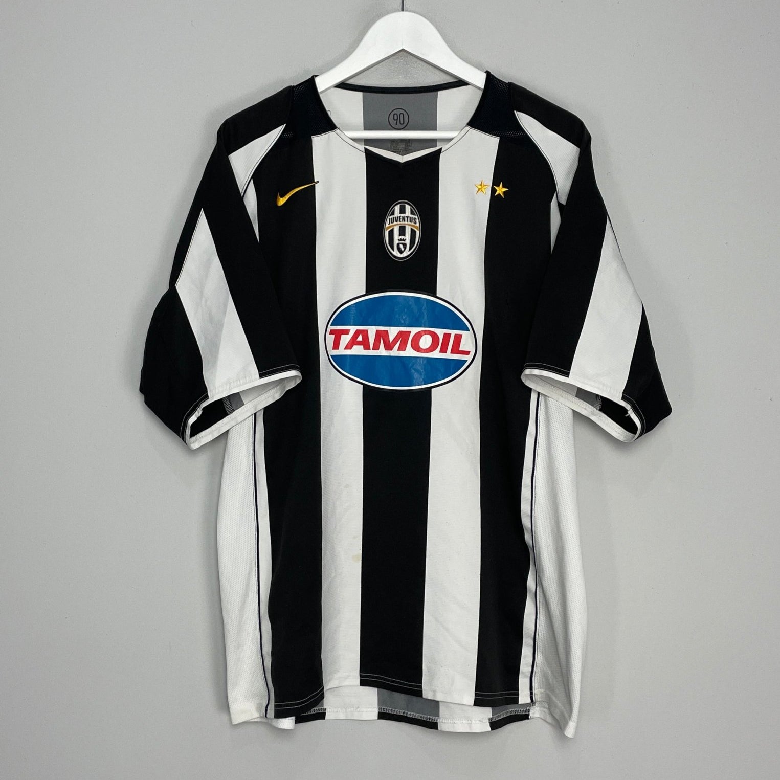 Shop 2004/05 JUVENTUS HOME SHIRT (XL) NIKE, classic football shirts, vintage football shirts & retro soccer jerseys at Cult Kits