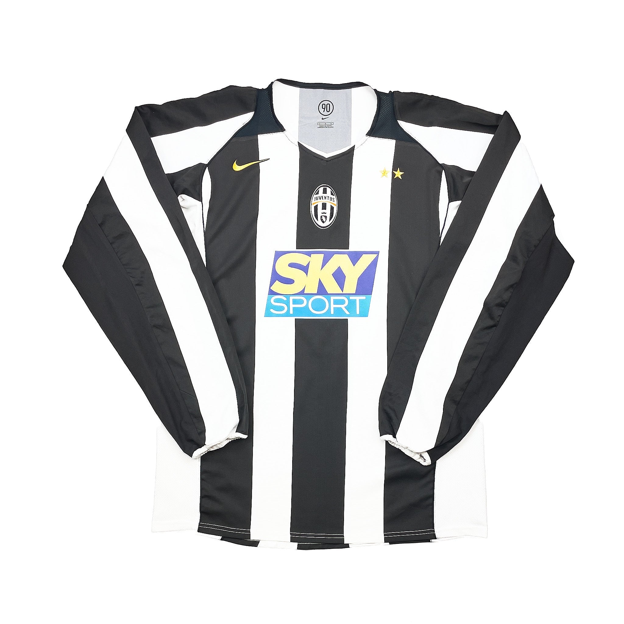 Buy 2004/05 Juventus Ibrahimovic 11 L/S Home Shirt (L) Nike ~ Free worldwide shipping ~ Authentic Vintage Football Shirts from Cult Kits