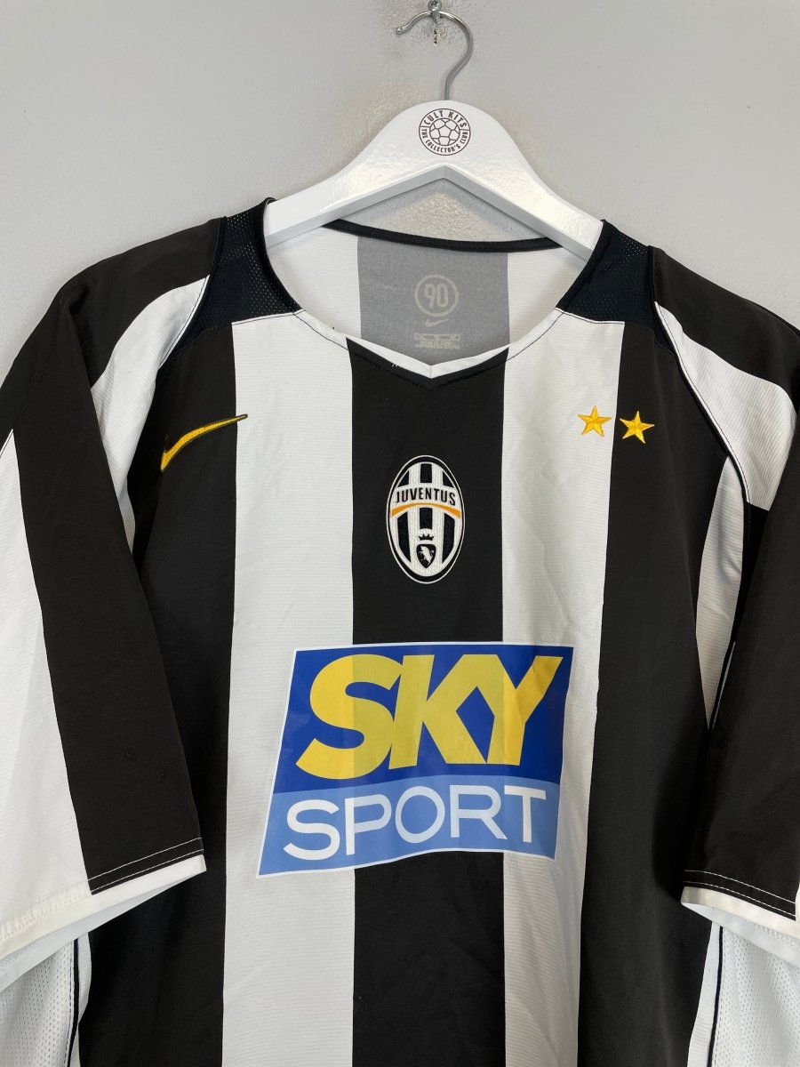 2004/05 JUVENTUS IBRAHIMOVIC 9 HOME SHIRT (M) NIKE - Cult Kits - Medium - Buy Vintage Football Shirts, Authentic Retro Football Shirts For Sale, Classic Football Shirts & Soccer Jersey