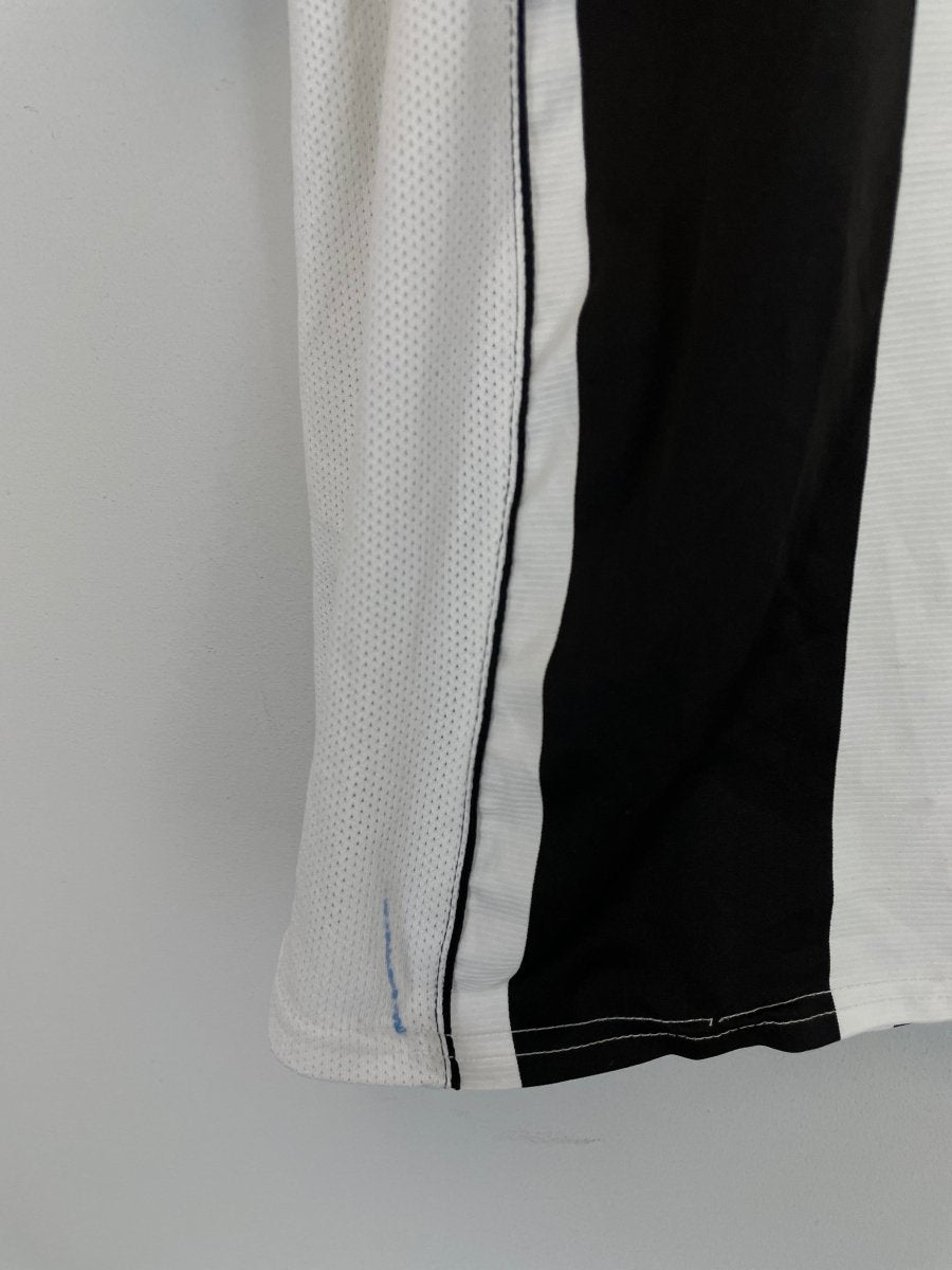 2004/05 JUVENTUS IBRAHIMOVIC 9 HOME SHIRT (M) NIKE - Cult Kits - Medium - Buy Vintage Football Shirts, Authentic Retro Football Shirts For Sale, Classic Football Shirts & Soccer Jersey