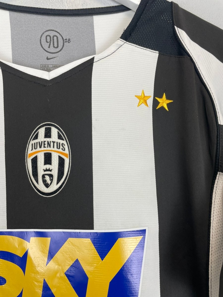 2004/05 JUVENTUS IBRAHIMOVIC 9 HOME SHIRT (M) NIKE - Cult Kits - Medium - Buy Vintage Football Shirts, Authentic Retro Football Shirts For Sale, Classic Football Shirts & Soccer Jersey