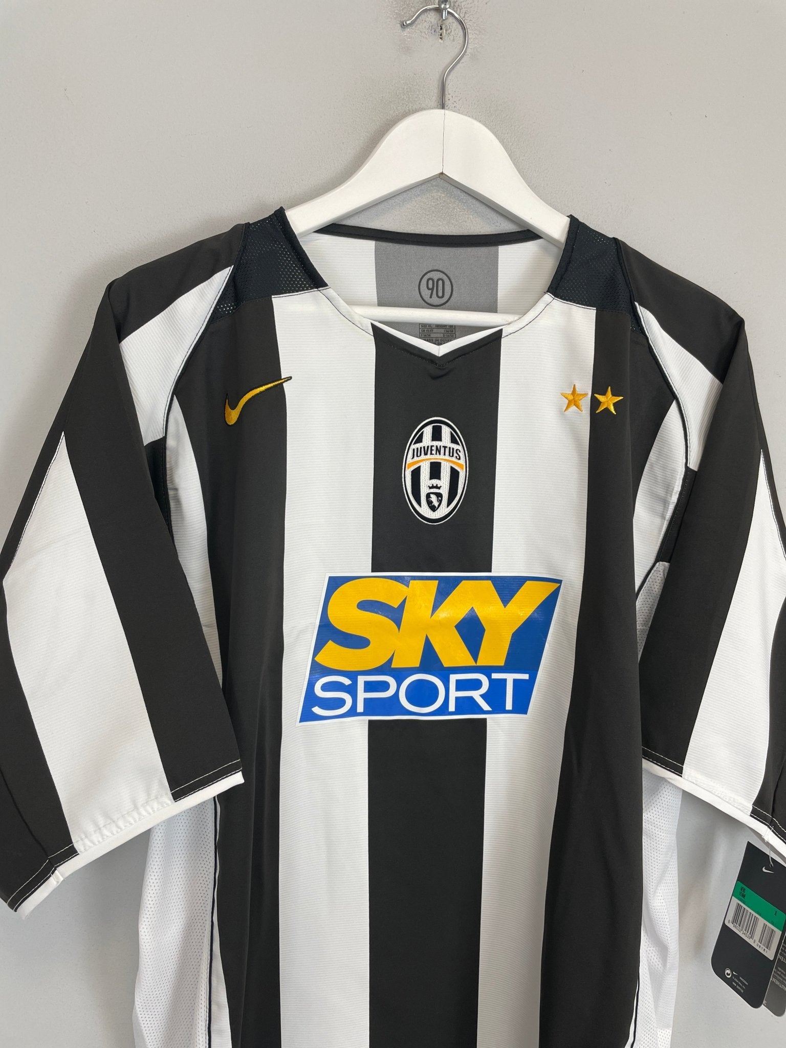 Shop 2004/05 JUVENTUS NEDVED #11 *BNWT* HOME SHIRT (XL) NIKE, classic football shirts, vintage football shirts & retro soccer jerseys at Cult Kits
