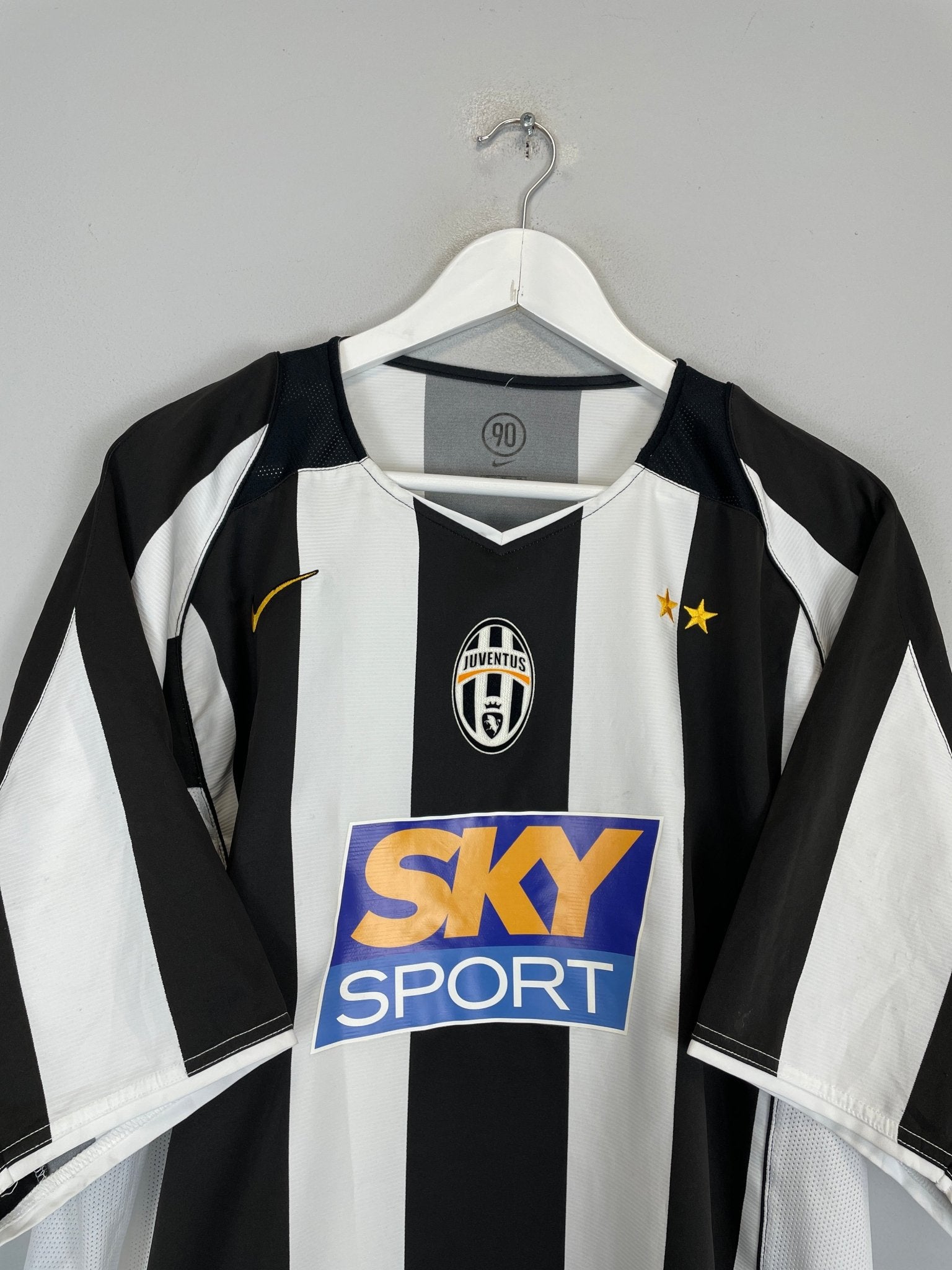 Shop 2004/05 JUVENTUS NEDVED #11 HOME SHIRT (XL) NIKE, classic football shirts, vintage football shirts & retro soccer jerseys at Cult Kits