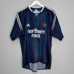 Shop 2004/05 NEWCASTLE UNITED KLUIVERT #11 AWAY SHIRT (M) ADIDAS, classic football shirts, vintage football shirts & retro soccer jerseys at Cult Kits