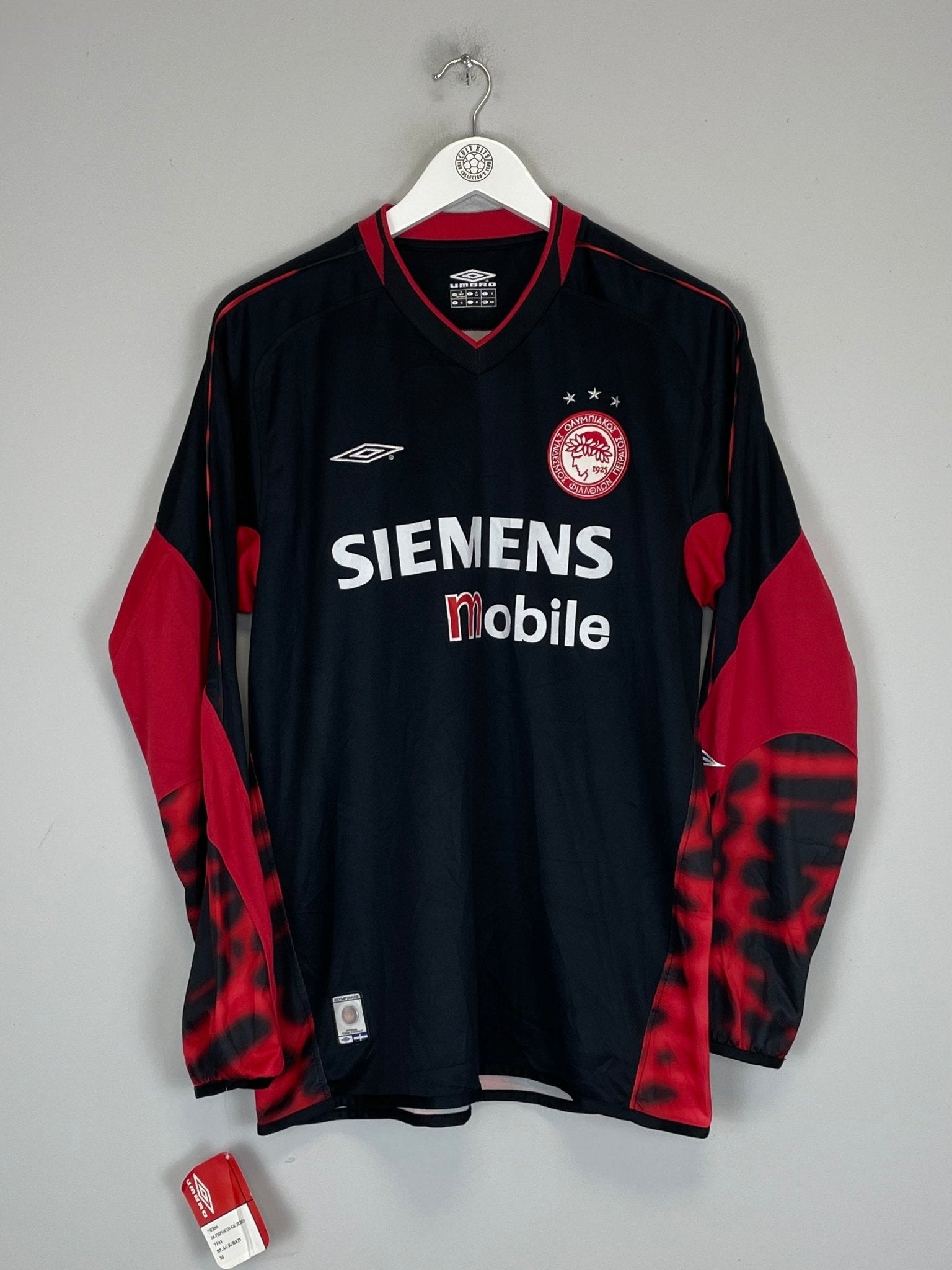 Shop 2004/05 OLYMPIAKOS *BNWT* GK SHIRT (M) UMBRO, classic football shirts, vintage football shirts & retro soccer jerseys at Cult Kits
