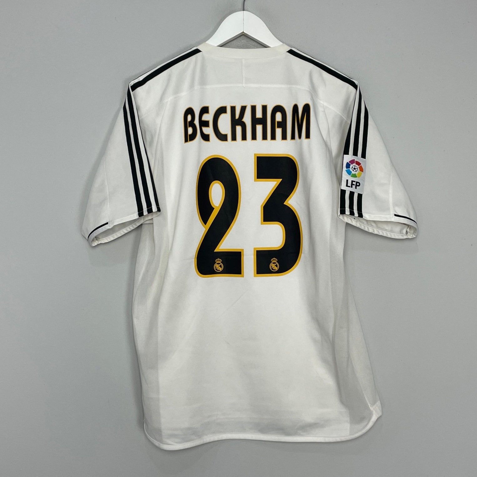 Shop 2004/05 REAL MADIRD BECKHAM #23 *PLAYER ISSUE* HOME SHIRT (M) ADIDAS, classic football shirts, vintage football shirts & retro soccer jerseys at Cult Kits