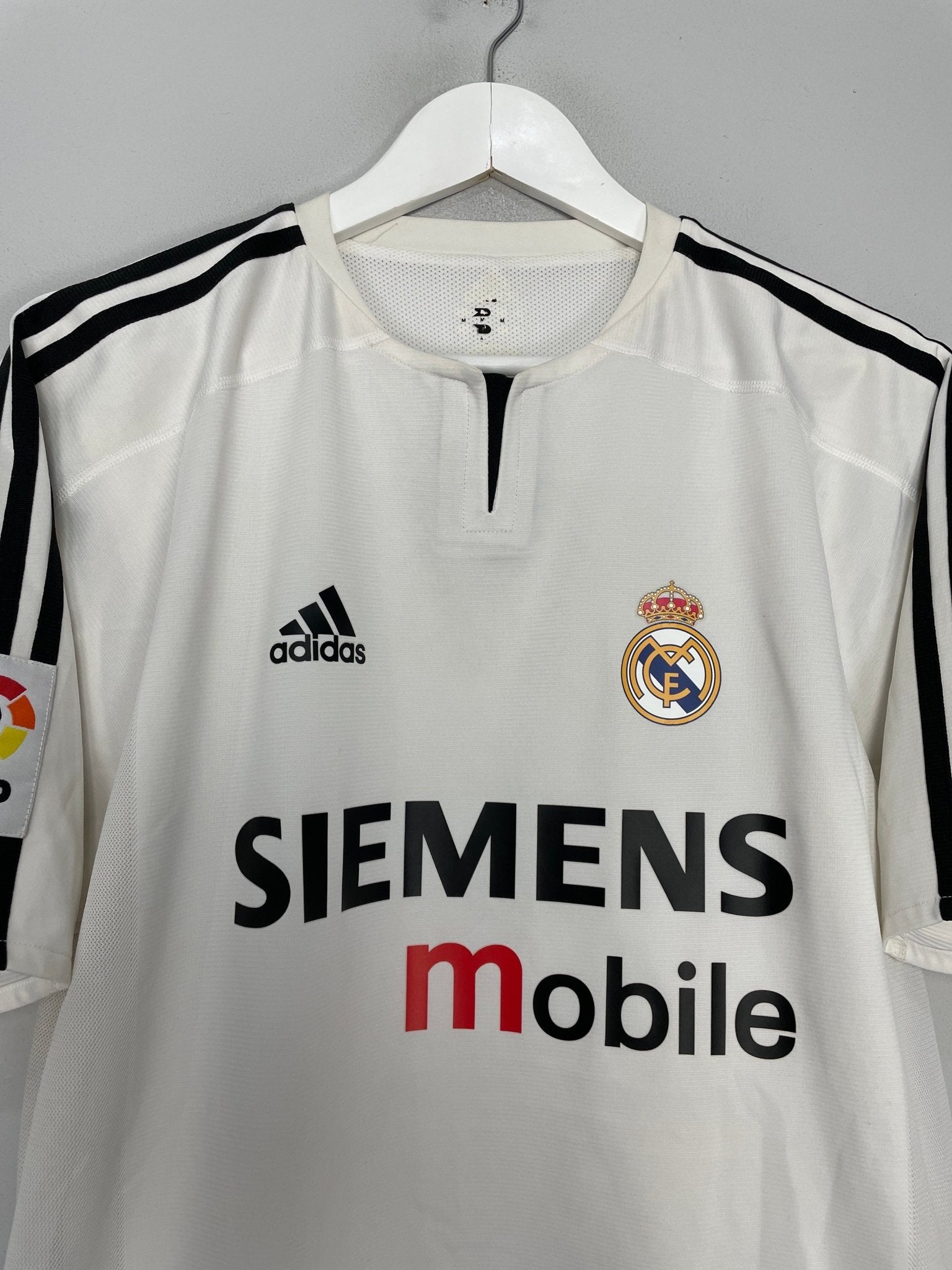 Shop 2004/05 REAL MADIRD BECKHAM #23 *PLAYER ISSUE* HOME SHIRT (M) ADIDAS, classic football shirts, vintage football shirts & retro soccer jerseys at Cult Kits