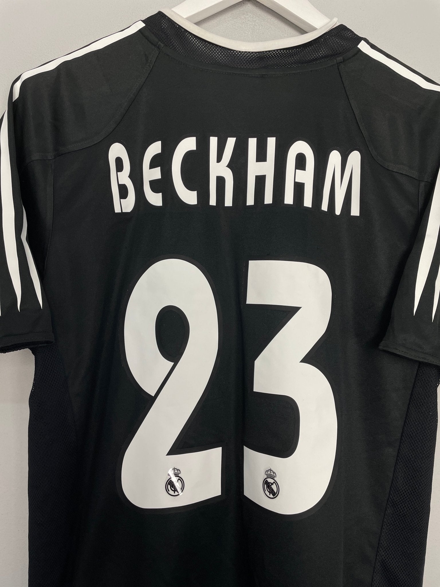 Shop 2004/05 REAL MADRID BECKHAM #23 AWAY SHIRT (M) ADIDAS, classic football shirts, vintage football shirts & retro soccer jerseys at Cult Kits