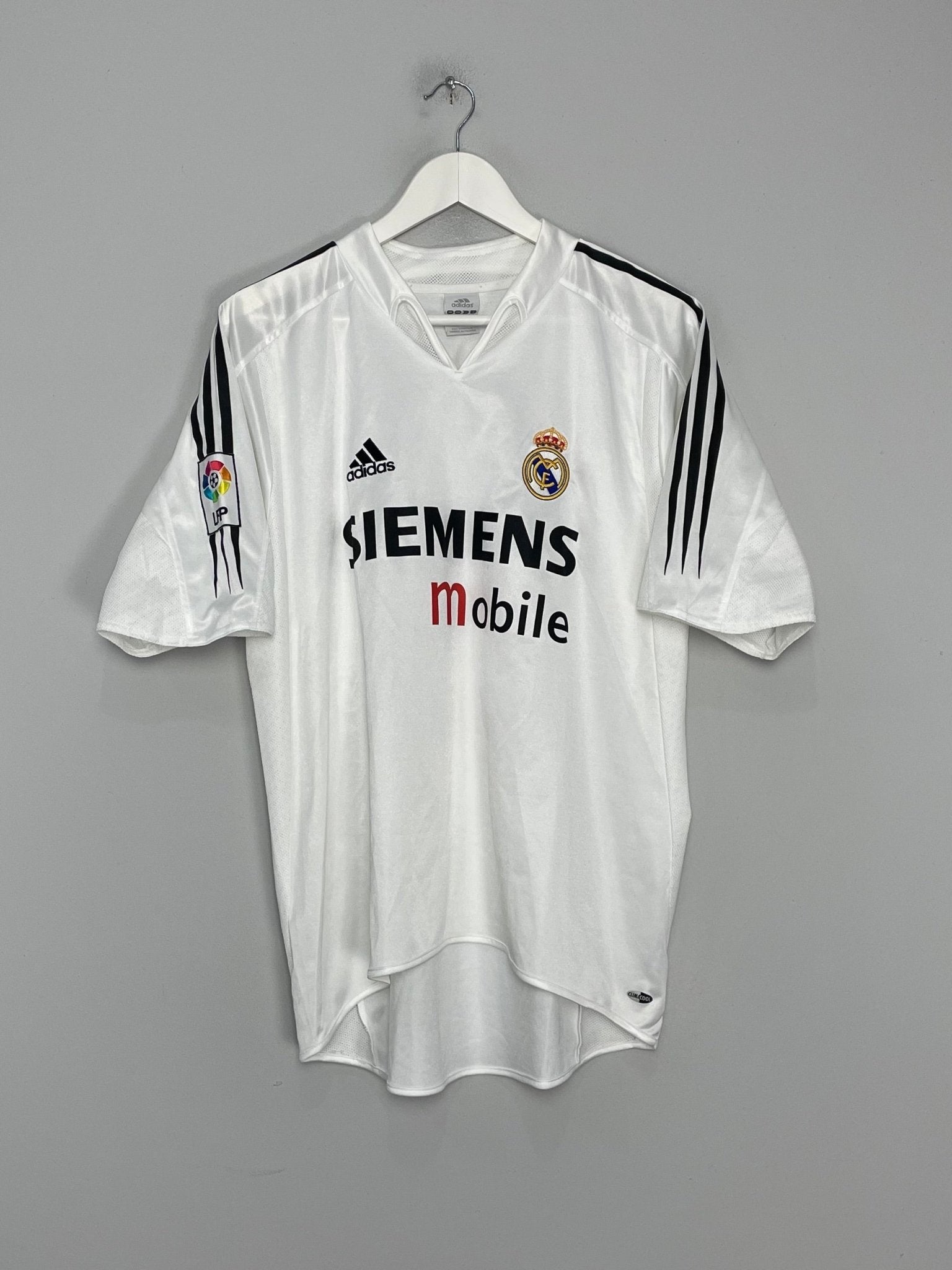 Shop 2004/05 REAL MADRID BECKHAM #23 HOME SHIRT (L) ADIDAS, classic football shirts, vintage football shirts & retro soccer jerseys at Cult Kits