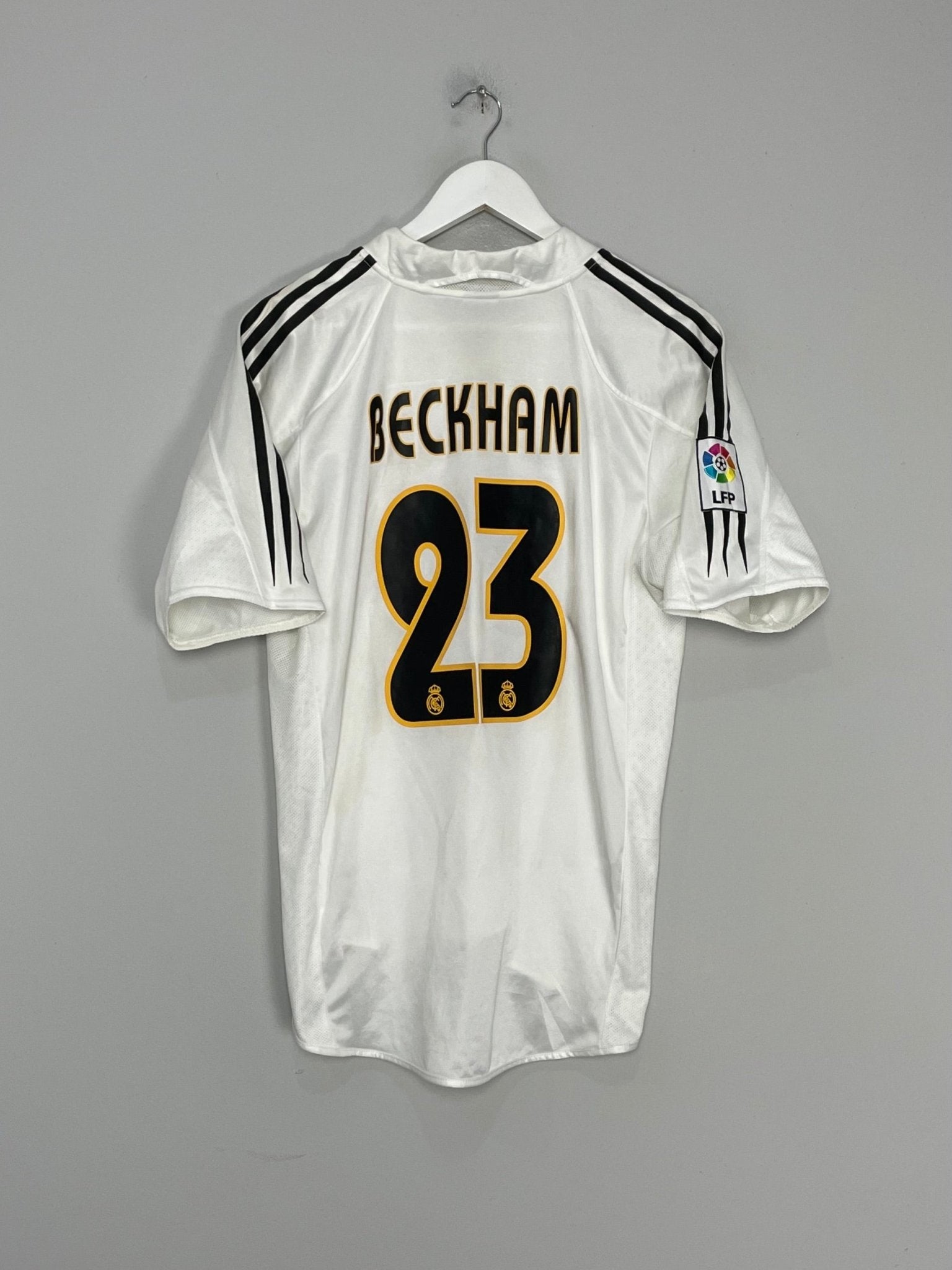 Shop 2004/05 REAL MADRID BECKHAM #23 HOME SHIRT (M) ADIDAS, classic football shirts, vintage football shirts & retro soccer jerseys at Cult Kits