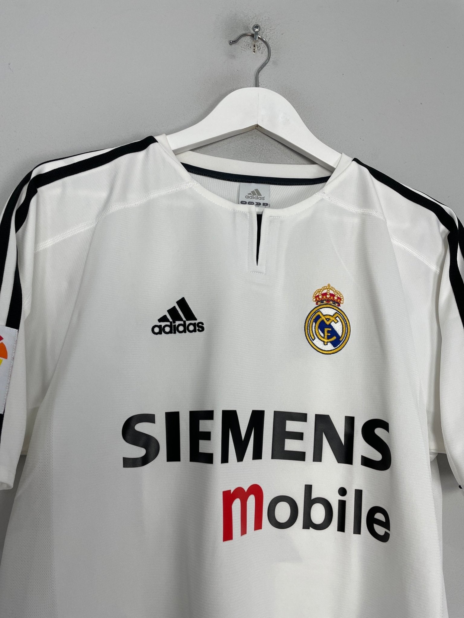 Shop 2004/05 REAL MADRID BECKHAM #23 HOME SHIRT (S) ADIDAS, classic football shirts, vintage football shirts & retro soccer jerseys at Cult Kits