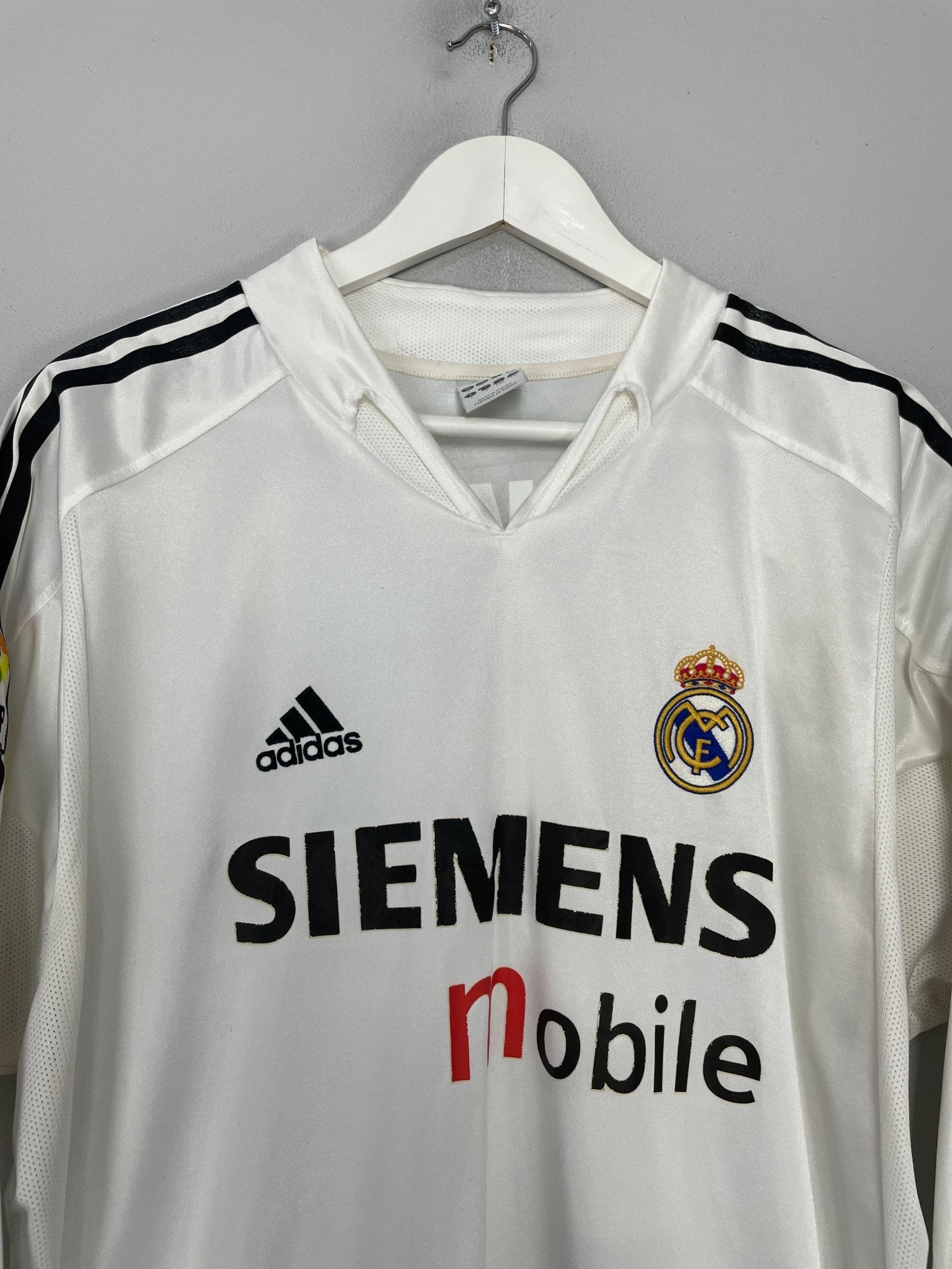 Shop 2004/05 REAL MADRID BECKHAM #23 L/S HOME SHIRT (L) ADIDAS, classic football shirts, vintage football shirts & retro soccer jerseys at Cult Kits