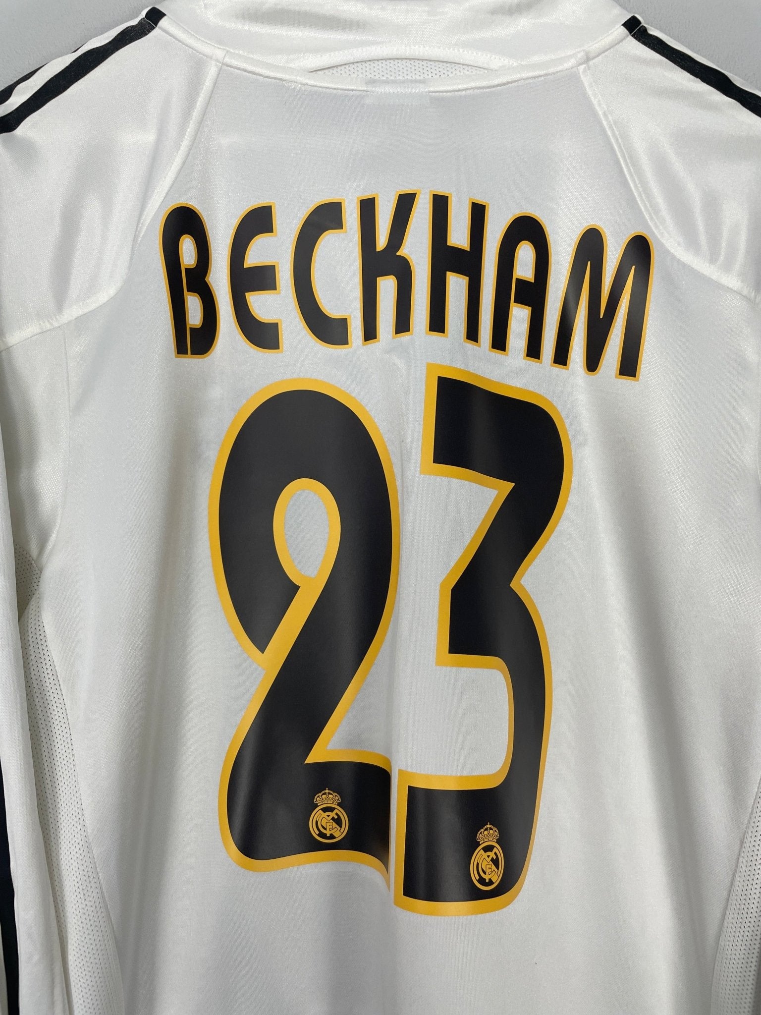 Shop 2004/05 REAL MADRID BECKHAM #23 L/S HOME SHIRT (L) ADIDAS, classic football shirts, vintage football shirts & retro soccer jerseys at Cult Kits