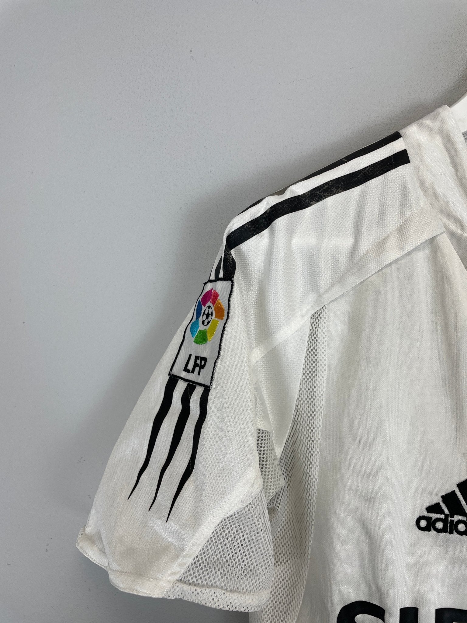 Shop 2004/05 REAL MADRID BECKHAM #23 *PLAYER ISSUE* HOME SHIRT (S) ADIDAS, classic football shirts, vintage football shirts & retro soccer jerseys at Cult Kits