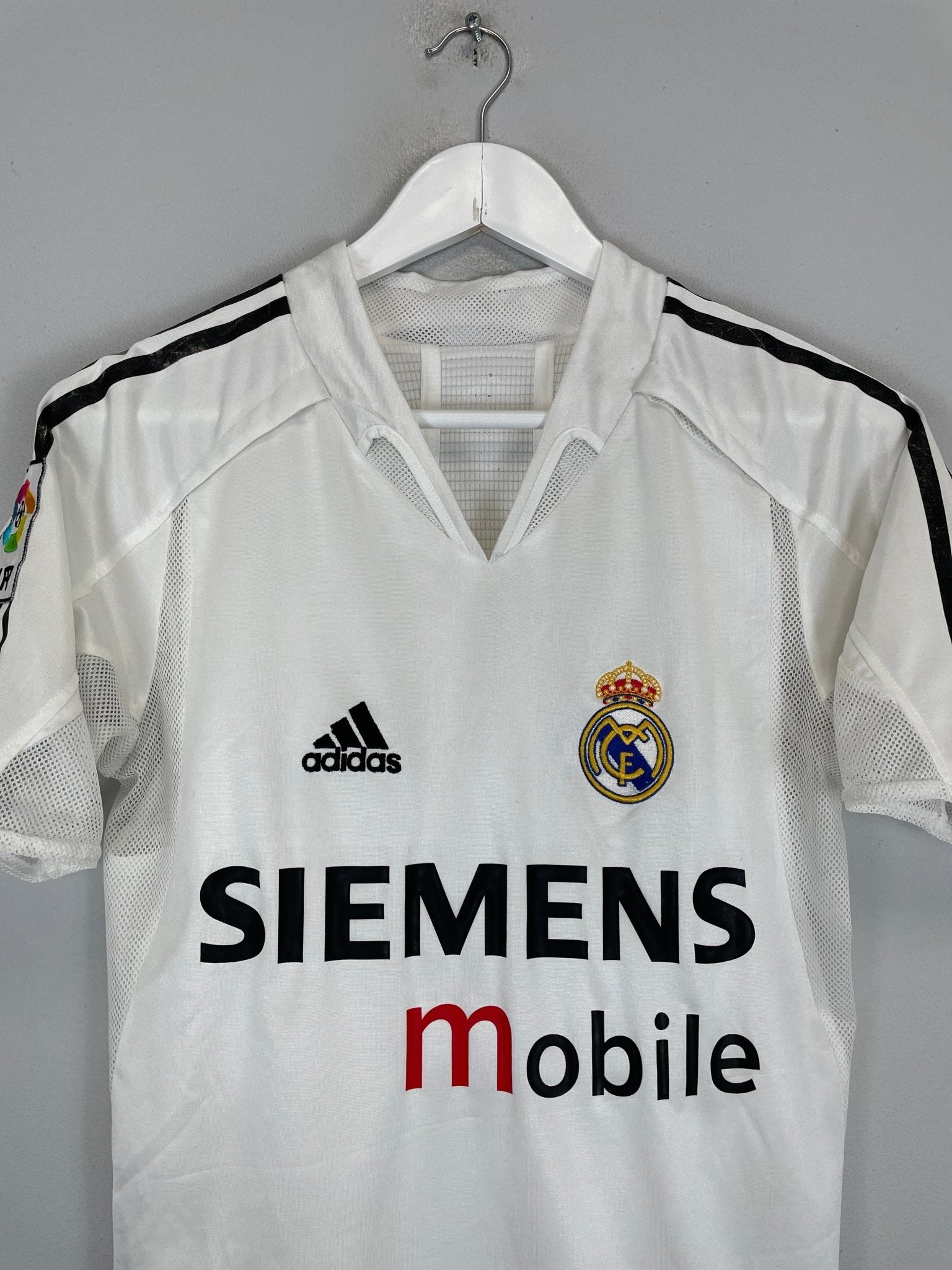 Shop 2004/05 REAL MADRID BECKHAM #23 *PLAYER ISSUE* HOME SHIRT (S) ADIDAS, classic football shirts, vintage football shirts & retro soccer jerseys at Cult Kits