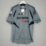 Shop 2004/05 REAL MADRID CASILLAS #1 *BNWT* GK SHIRT (M) ADIDAS, classic football shirts, vintage football shirts & retro soccer jerseys at Cult Kits