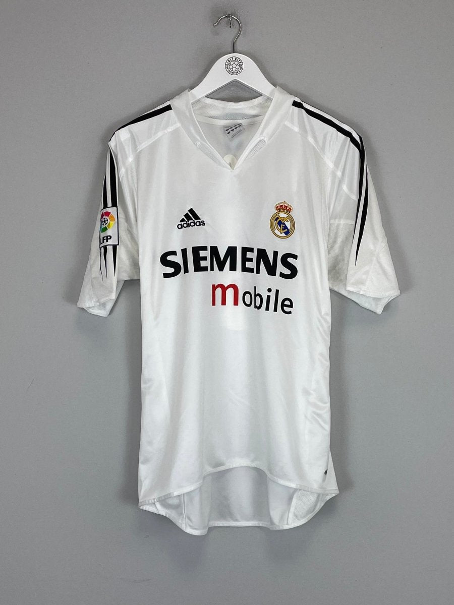 2004/05 REAL MADRID R.CARLOS 3 HOME SHIRT (M) ADIDAS - Cult Kits - Medium - Buy Vintage Football Shirts, Authentic Retro Football Shirts For Sale, Classic Football Shirts & Soccer Jersey