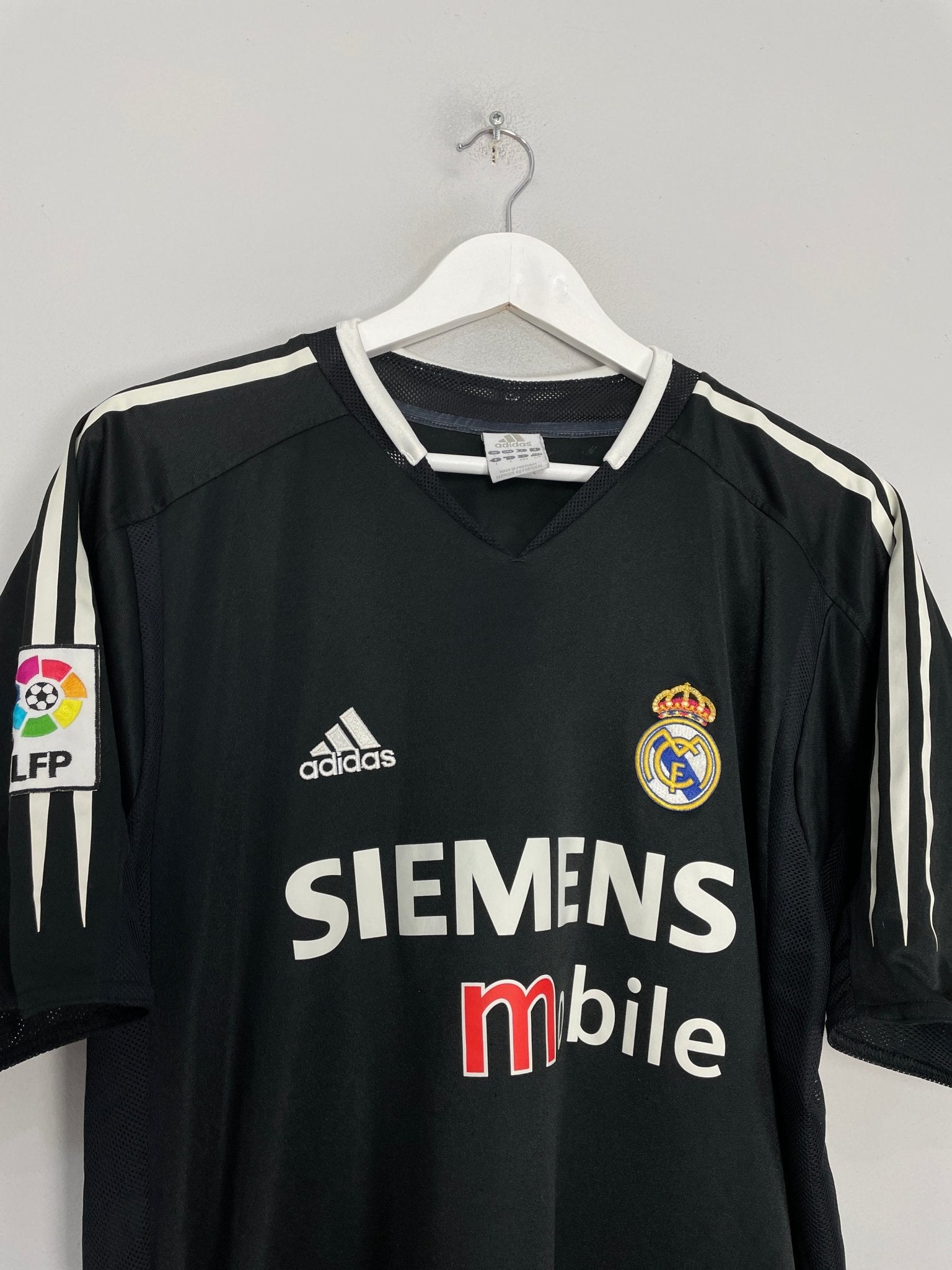 Shop 2004/05 REAL MADRID RONALDO #9 AWAY SHIRT (L) ADIDAS, classic football shirts, vintage football shirts & retro soccer jerseys at Cult Kits