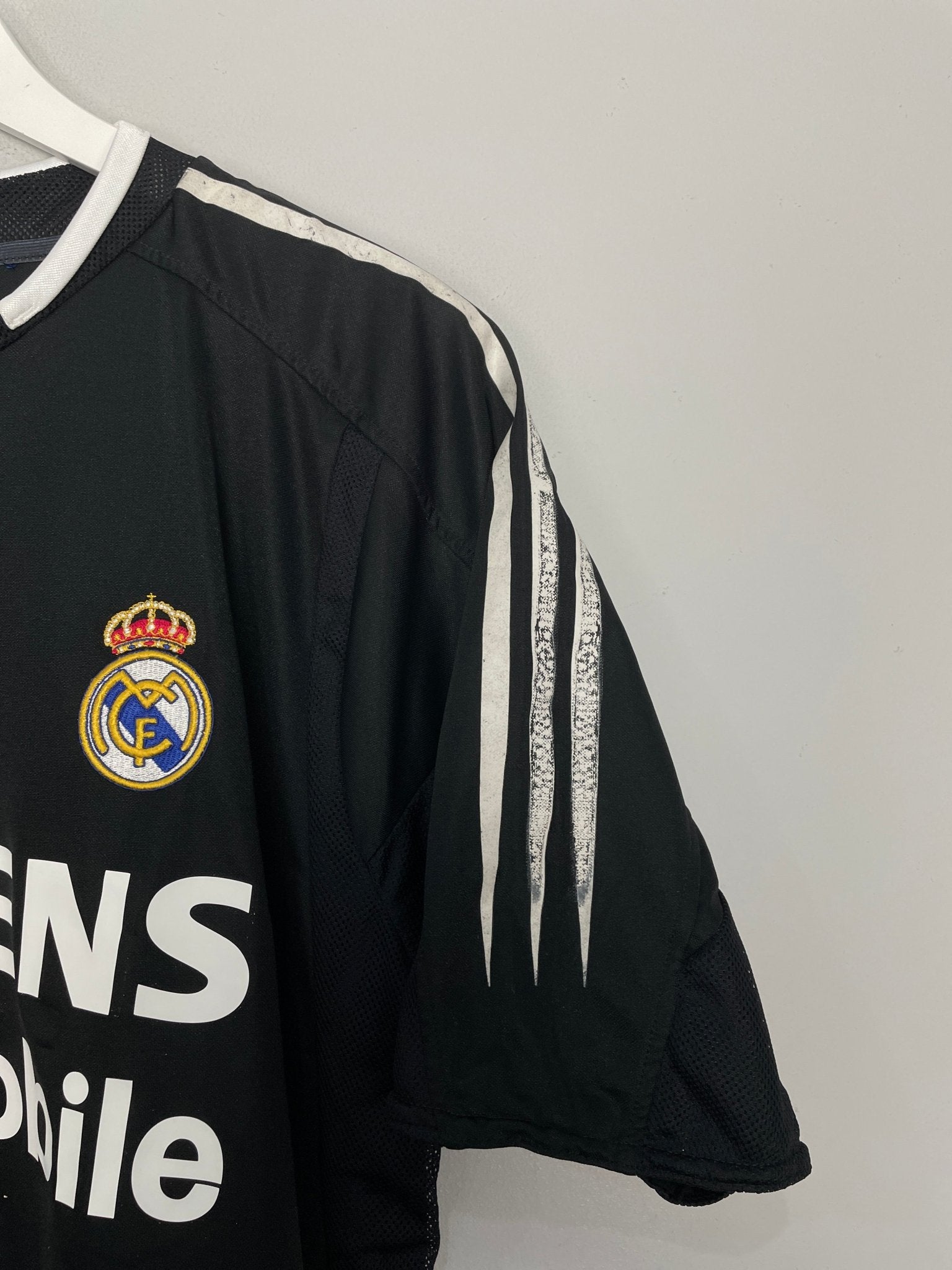 Shop 2004/05 REAL MADRID RONALDO #9 AWAY SHIRT (L) ADIDAS, classic football shirts, vintage football shirts & retro soccer jerseys at Cult Kits
