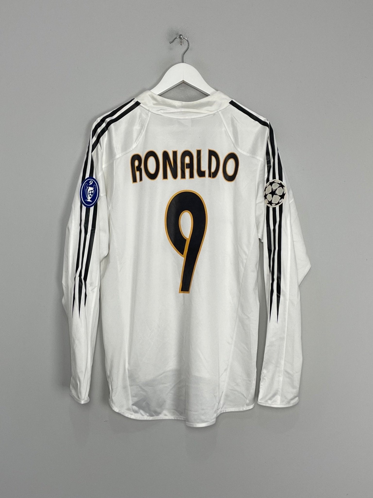 Shop 2004/05 REAL MADRID RONALDO #9 C/L L/S HOME SHIRT (M) ADIDAS, classic football shirts, vintage football shirts & retro soccer jerseys at Cult Kits